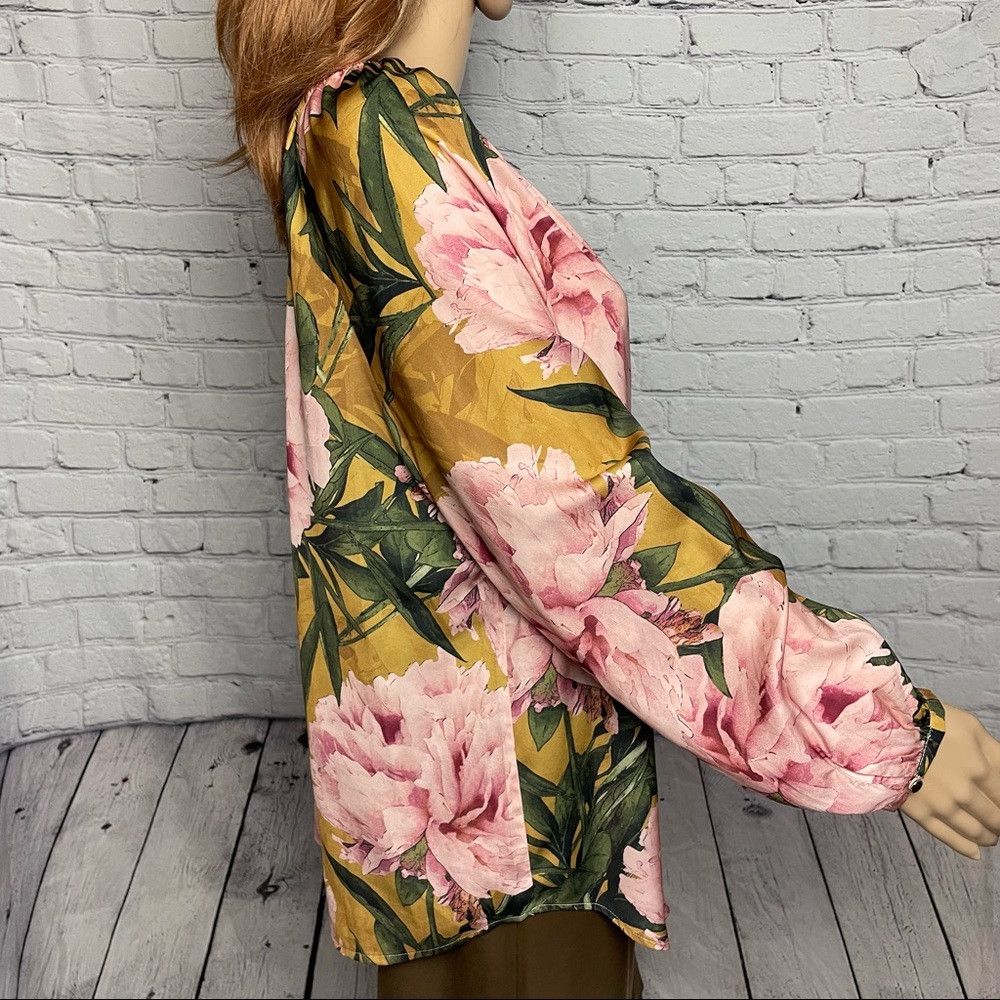 Chicos Chico's Floral Hardware-Trim Pullover Blouse Size 1 US M Size M / US 6-8 / IT 42-44 - 5 Thumbnail