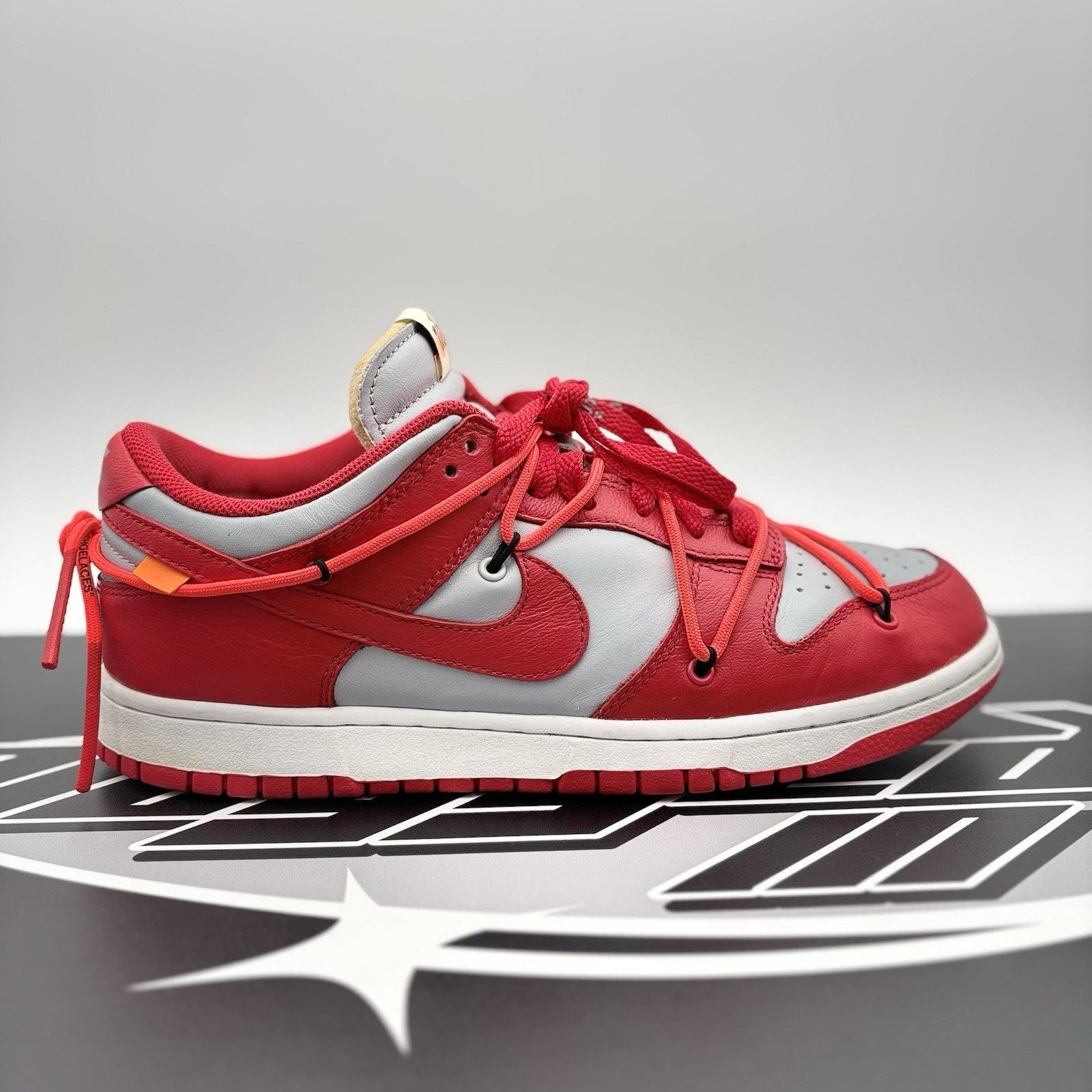 Nike × Off-White Nike Dunk Low x OFF-WHITE 2019 ' University Red ' | CLEAN! Size US 9.5 / EU 42-43 - 2 Thumbnail
