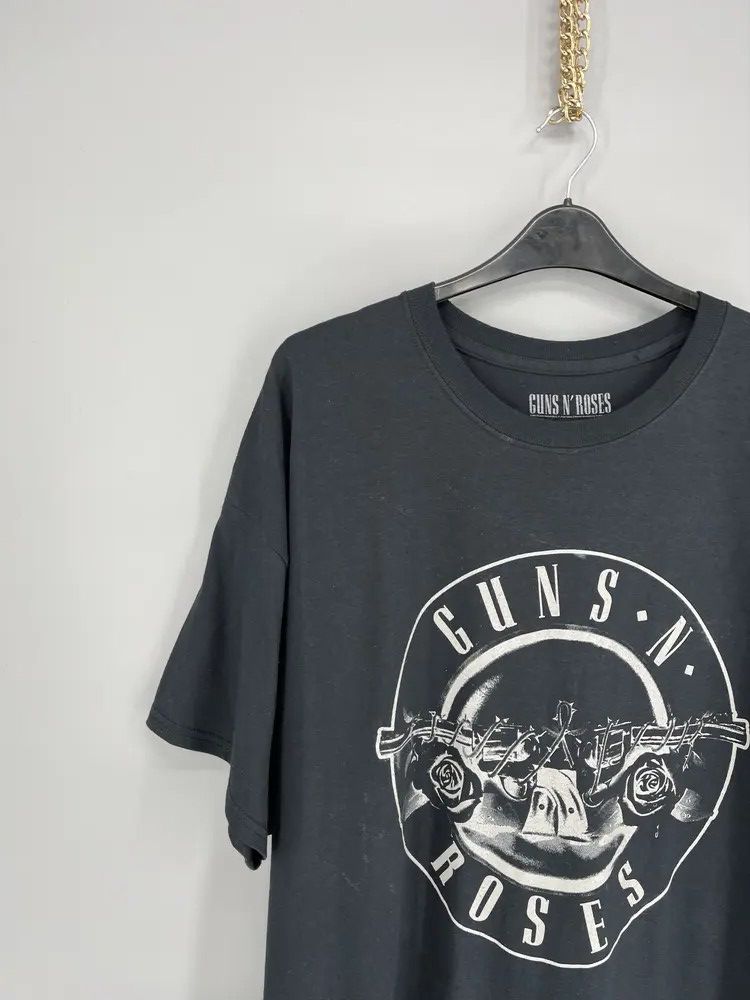 Band Tees Guns and Roses vintage rock band tee oversize Size US L / EU 52-54 / 3 - 4 Thumbnail