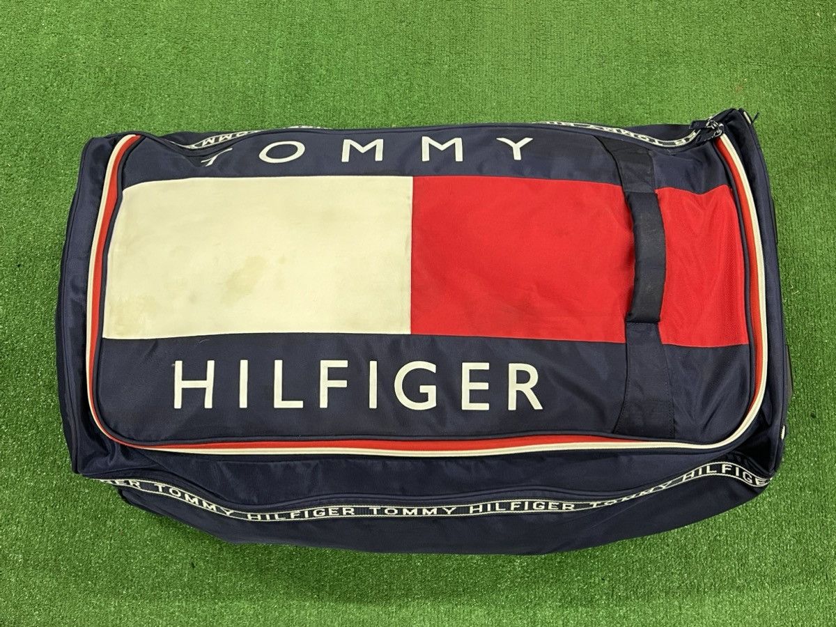Tommy Hilfiger Tommy Hilfiger Big Flag Rolling Suitcase Size ONE SIZE - 1 Thumbnail