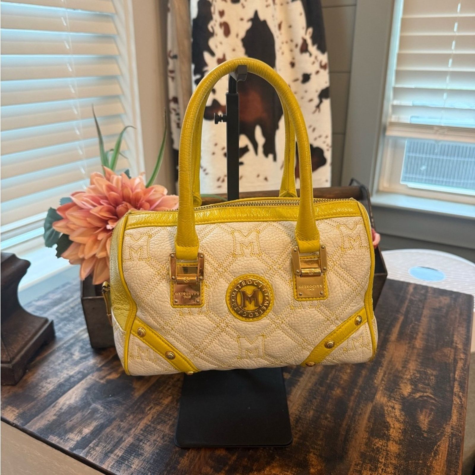 Other Metrocity Yellow and White Satchel/mini Boston 0466411 Size ONE SIZE - 1 Thumbnail