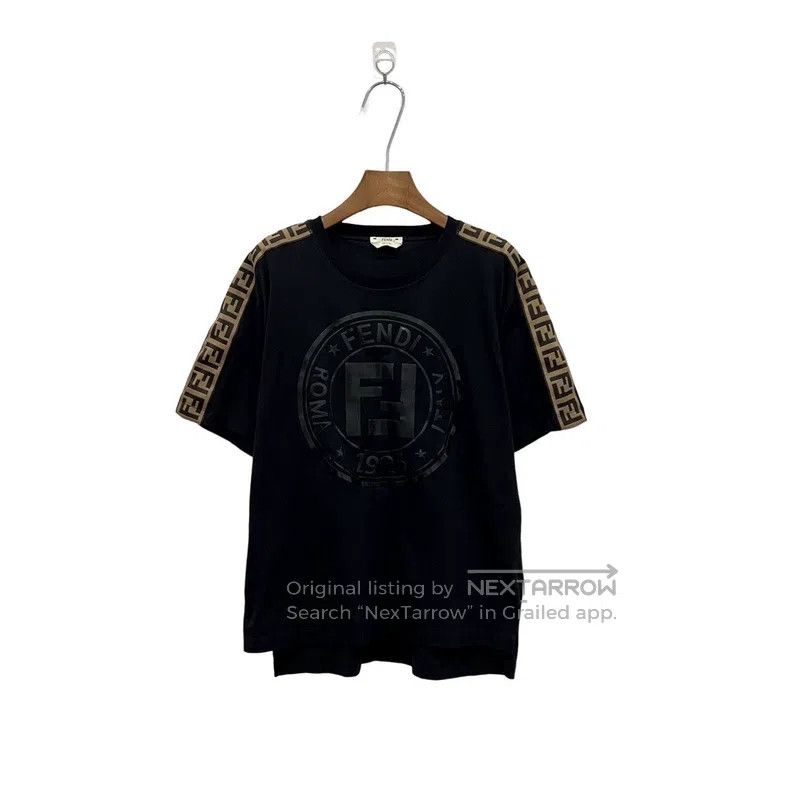 Fendi Fendi Side logo short sleeve Size XS / US 0-2 / IT 36-38 - 1 Thumbnail