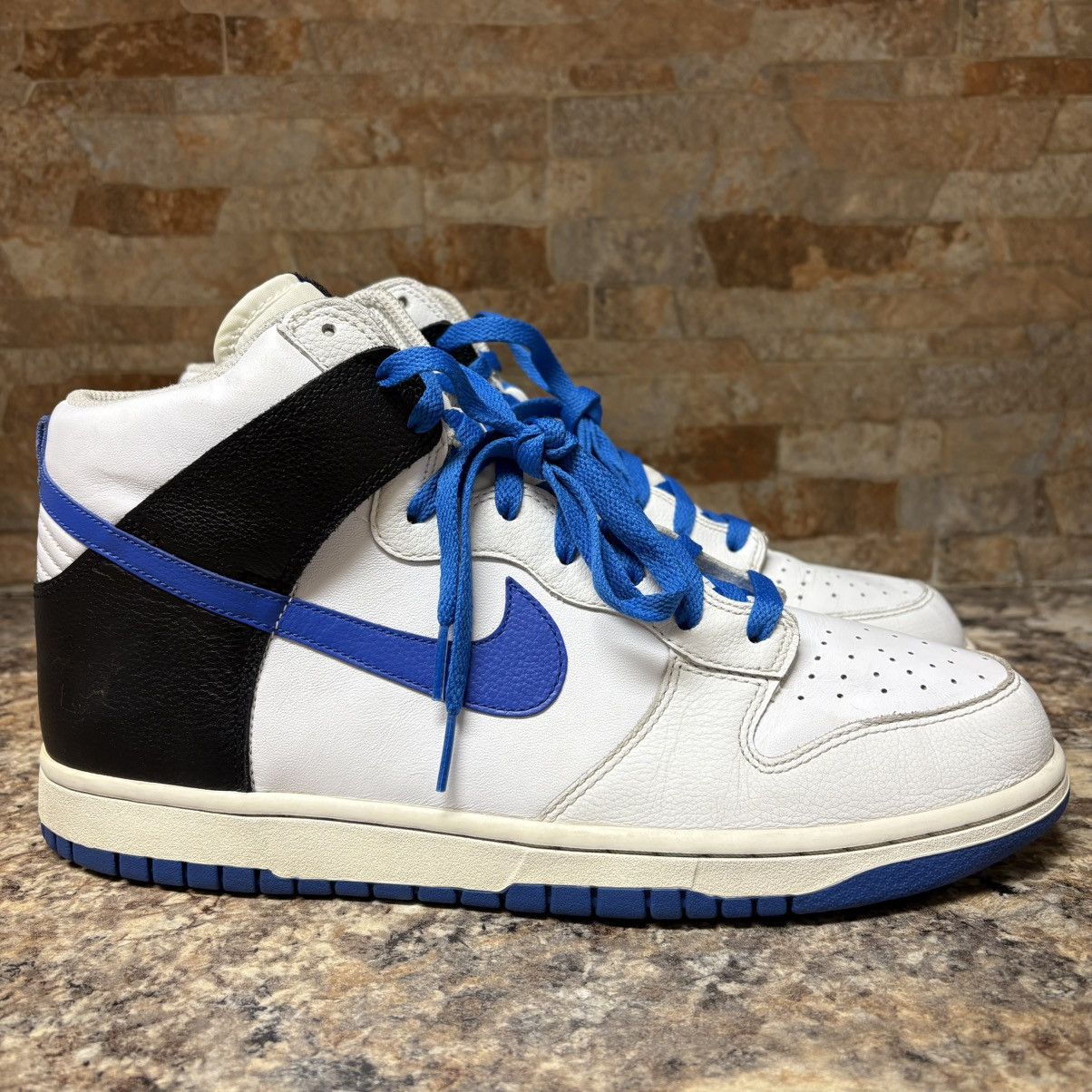 Nike Nike Dunk High 2008 White/Varsity Royal Blue Size 11.5 Size US 11.5 / EU 44-45 - 3 Thumbnail