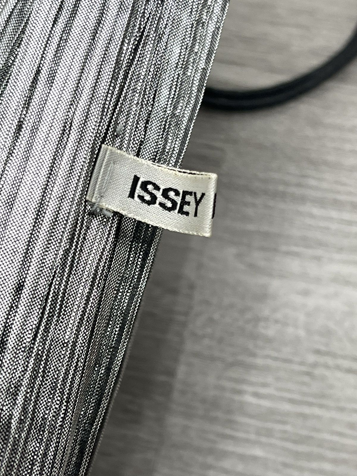 Issey Miyake × Japanese Brand × Vintage Issey Miyake pleated backpack and handle bag Size ONE SIZE - 10 Thumbnail