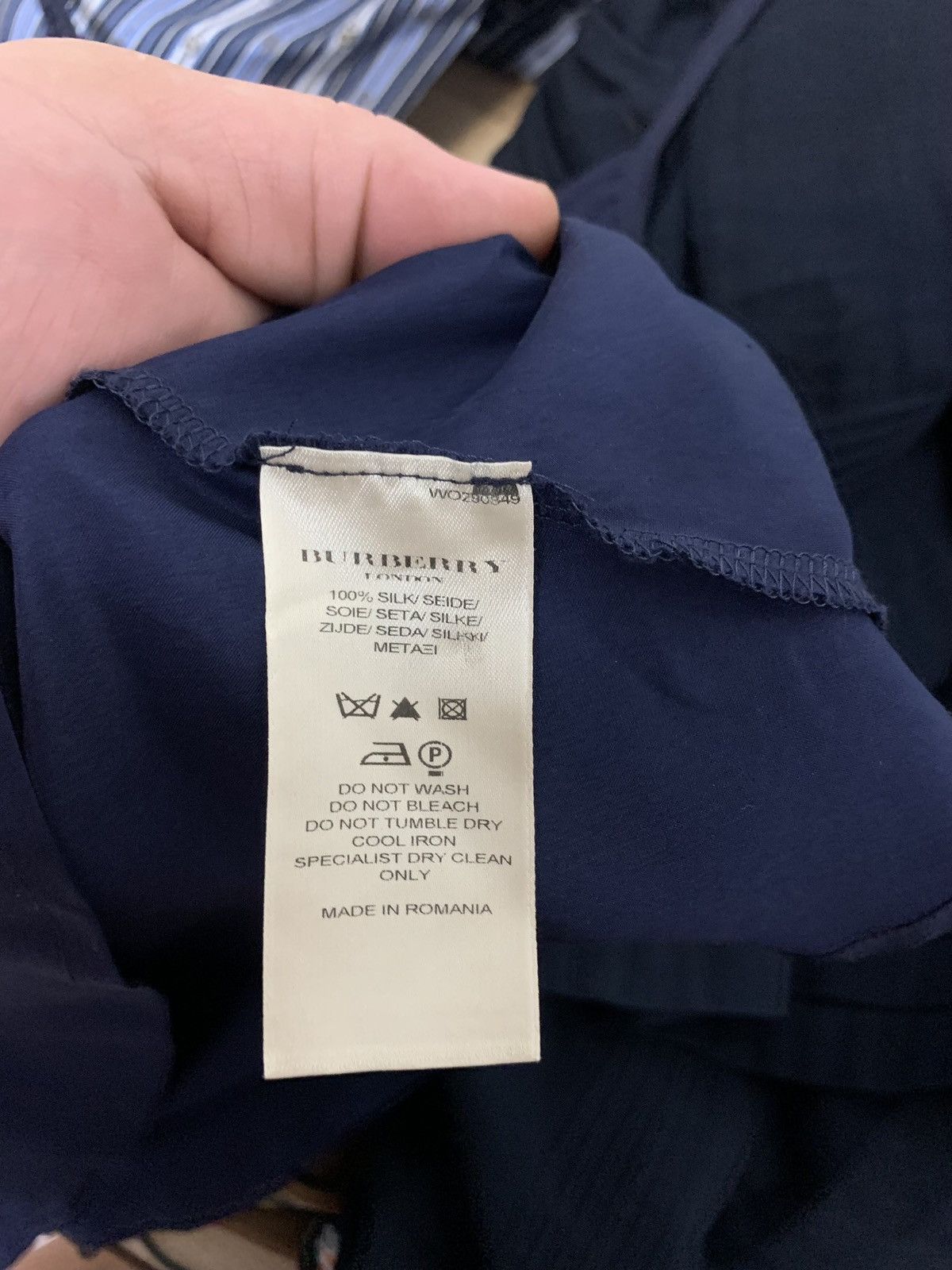 Burberry Burberry 2in1 Women’s Navy Sheer Tunic With Silk Top Size S Size M / US 6-8 / IT 42-44 - 11 Thumbnail