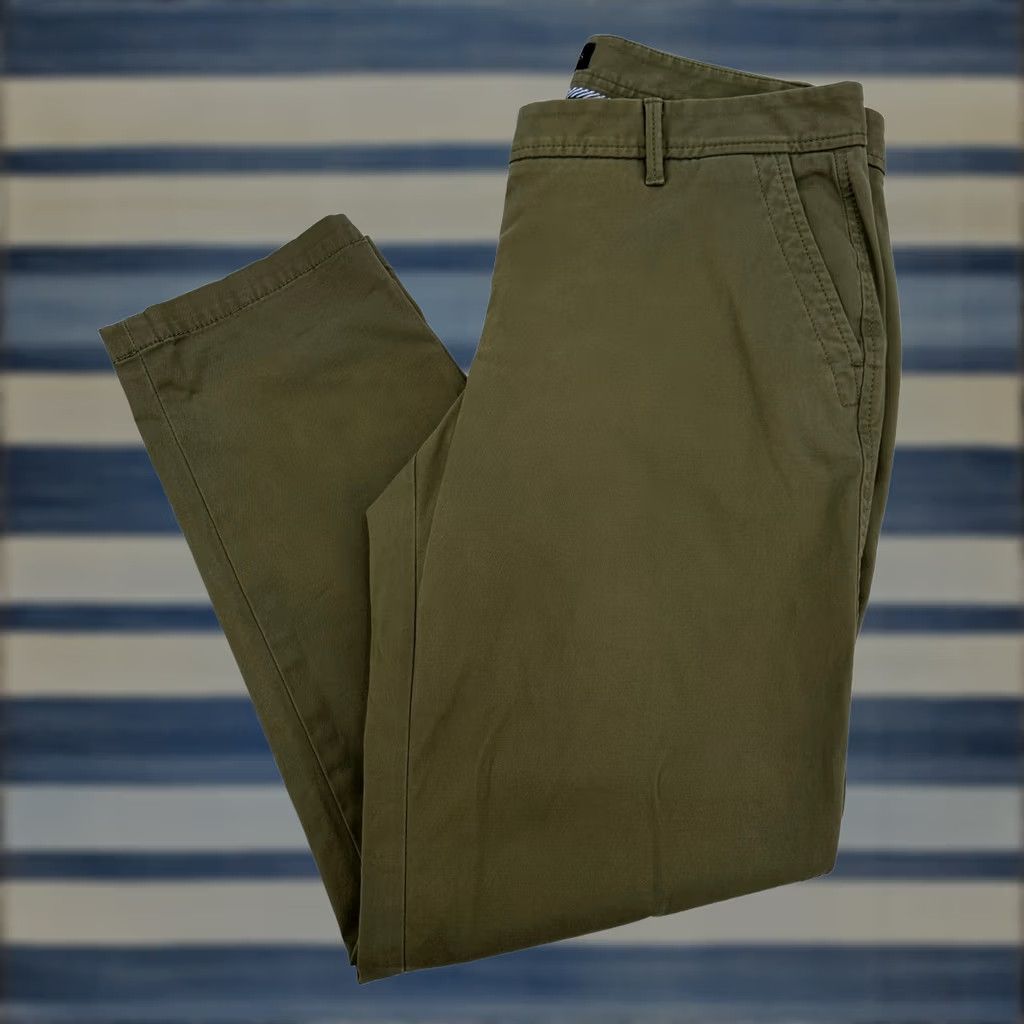 Talbots Talbots Olive Green Relaxed Chino Pants 4 Petite Cotton Stretch Capsule Timeless Chino Pants Petite Womens Pants Green Medium? Size 27" / US 4 / IT 40 - 1 Thumbnail