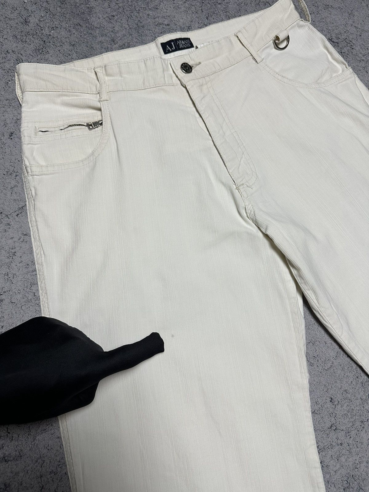 Giorgio Armani Vintage Armani Jeans Metal Logo Pants Jeans Size US 33 - 13 Thumbnail