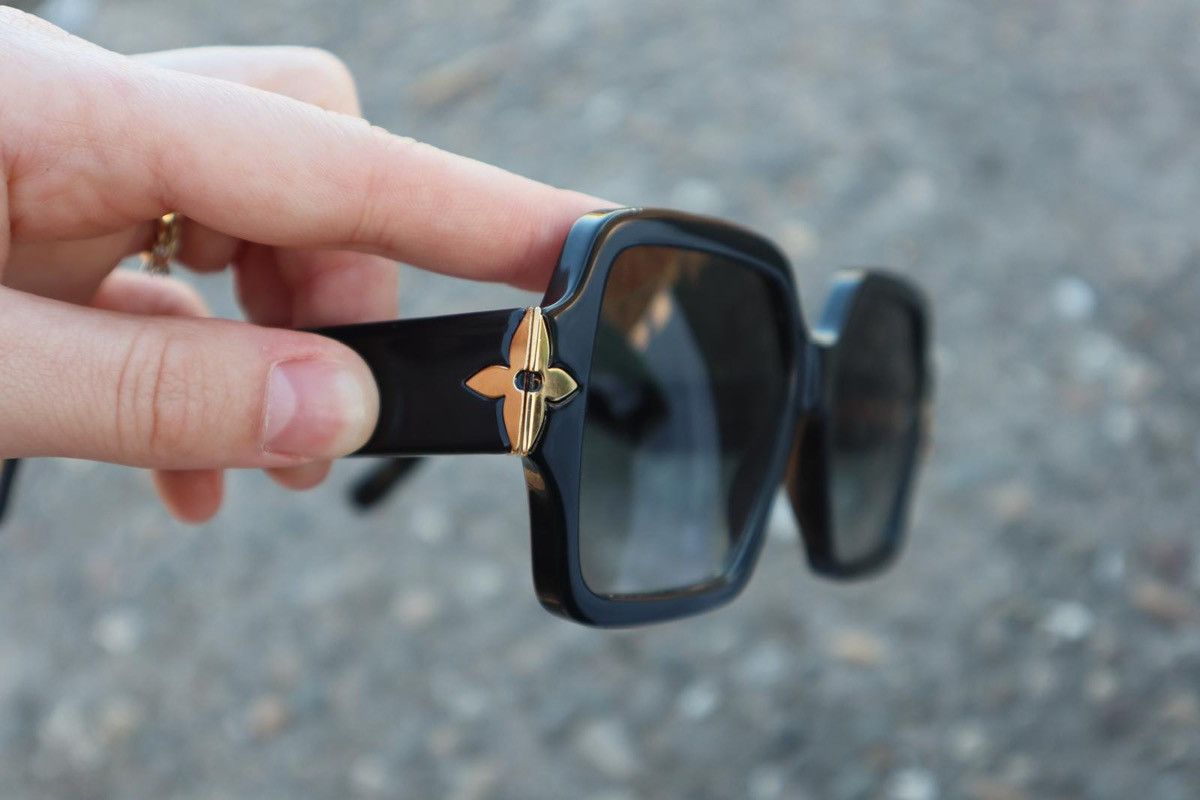 Louis Vuitton Louis Vuitton My Flower Sunglass Size ONE SIZE - 3 Thumbnail