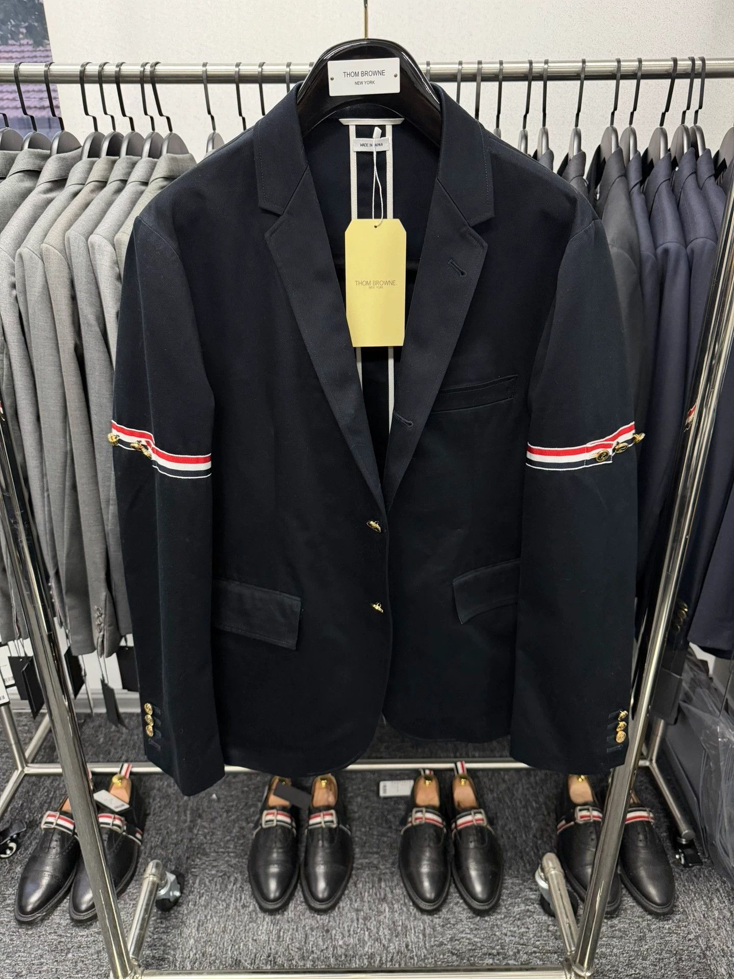 Thom Browne Thom Browne Navy Double Sleeve Tab Gold Blazer Size3 Size US L / EU 52-54 / 3 - 1 Thumbnail