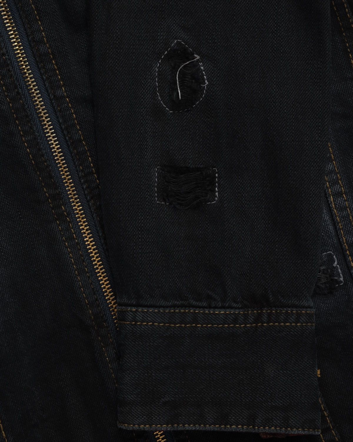 If Six Was Nine × Japanese Brand × Le Grande Bleu (L.G.B.) IN THE ATTIC distressed denim jacket Size US M / EU 48-50 / 2 - 4 Thumbnail