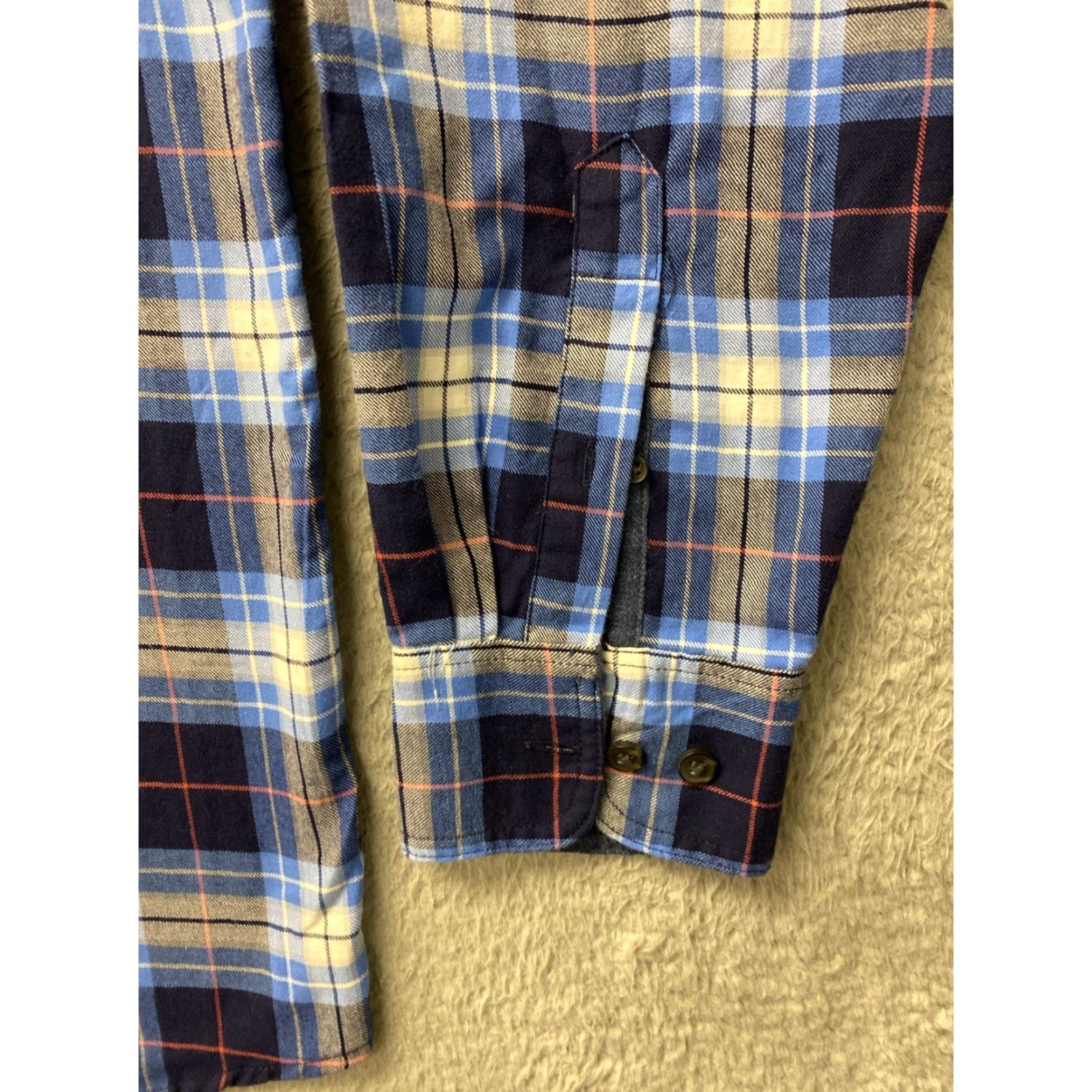 Izod VINTAGE IZOD Button-Up Shirt Mens Large Plaid Classic Fit Blue 48 in Chest Long Sleeve 64-67 Size US L / EU 52-54 / 3 - 5 Thumbnail