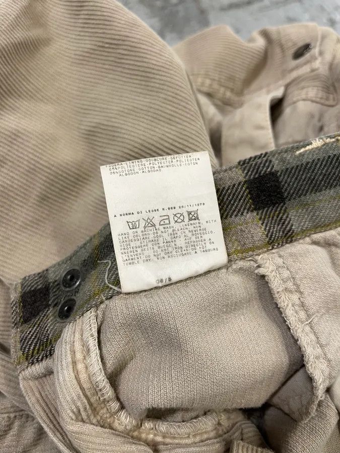 Dolce & Gabbana AW2004 Dolce & Gabbana Beige Corduroy Multi-Pocket Cargo Pants Size 26" / US 2 / IT 38 - 13 Thumbnail