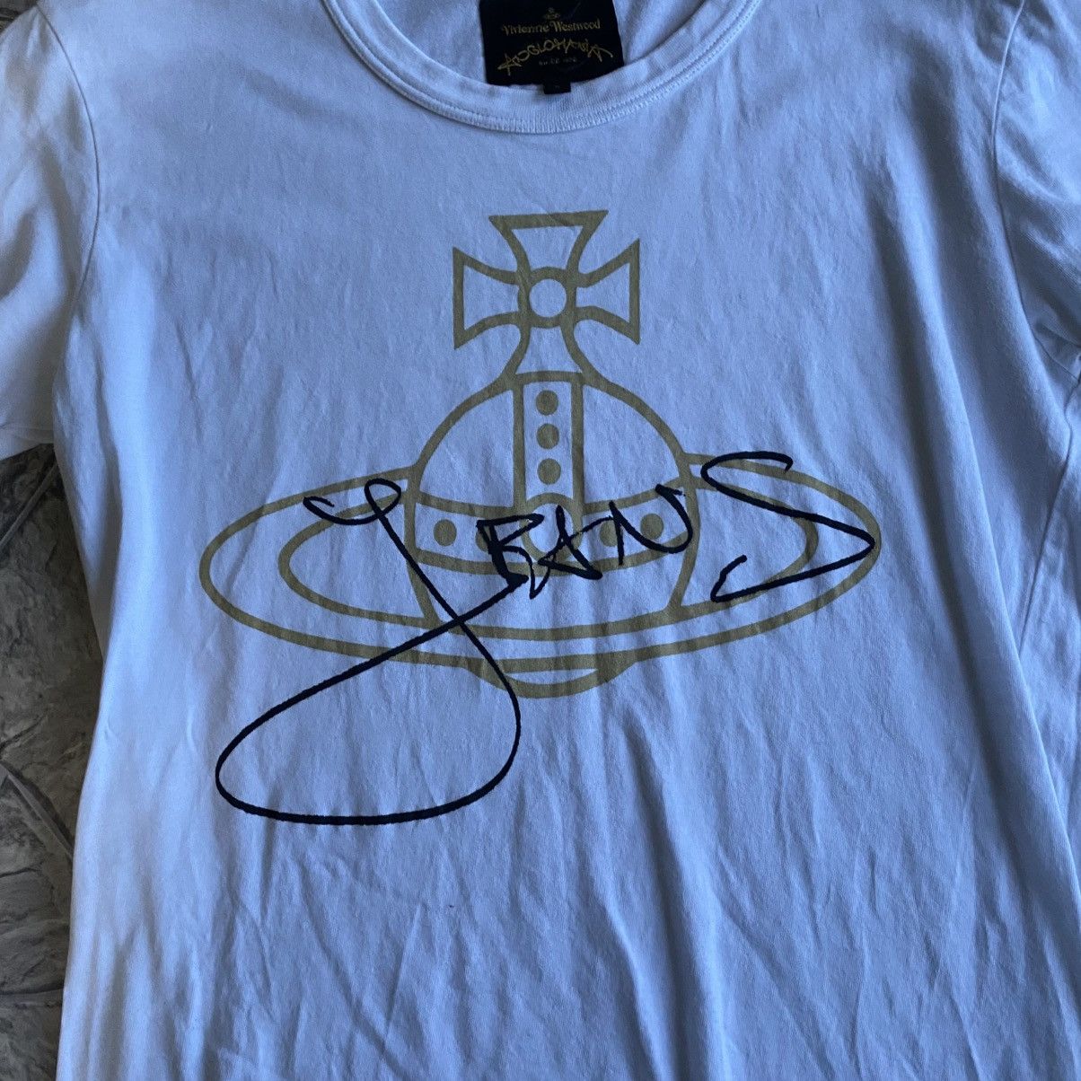 Vivienne Westwood Vivienne Westwood T shirt Big Logo White Size US S / EU 44-46 / 1 - 4 Thumbnail