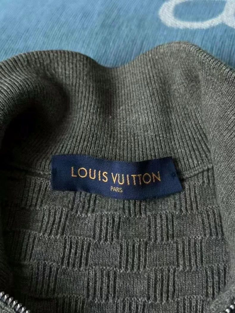 Louis Vuitton Louis Vuitton Checkerboard chain sweater Size US XS / EU 42 / 0 - 3 Thumbnail