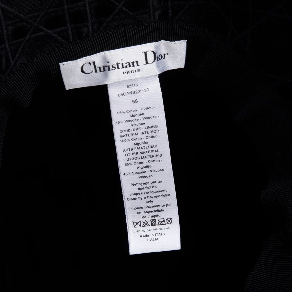Dior CHRISTIAN DIOR Black Velvet Cannage Bucket Hat, Size 58 Size ONE SIZE - 3 Thumbnail
