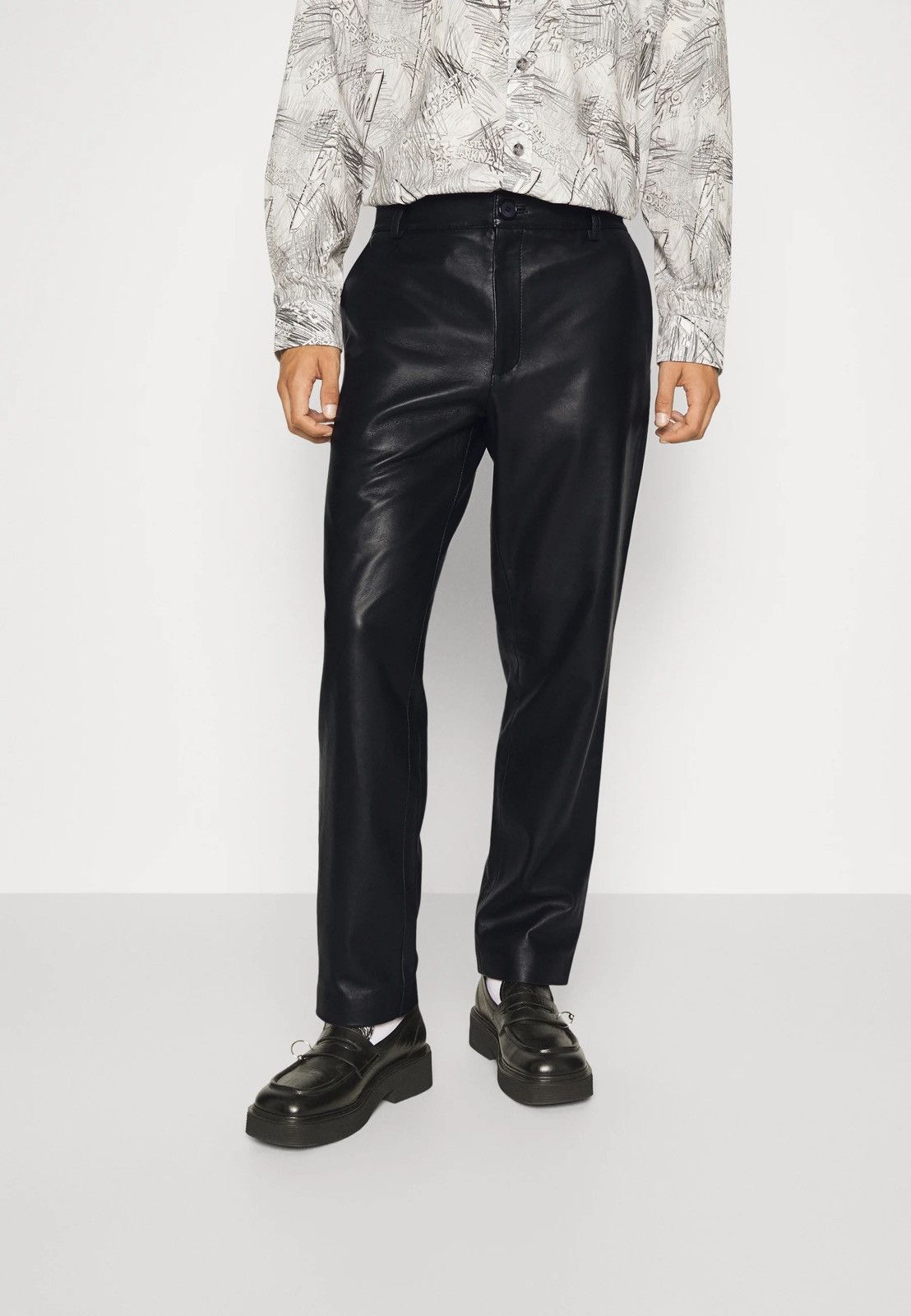 Han Kjobenhavn !DS! FW22 Han Kjobenhavn Single Suit Black Leather Trousers Size US 34 / EU 50 - 3 Thumbnail