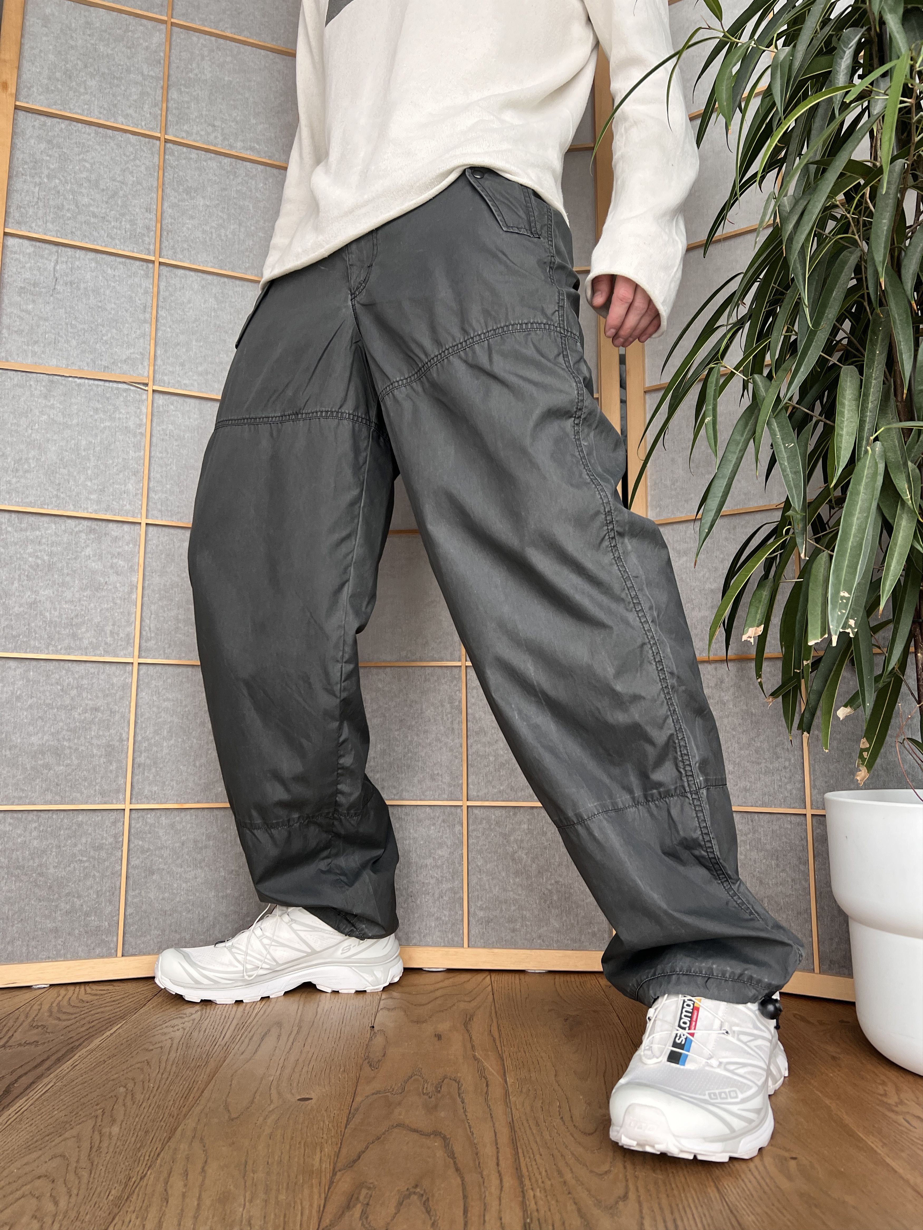 Prada RARE! Prada vintage 2000s nylon parachute pants baggy sport Size US 36 / EU 52 - 8 Thumbnail