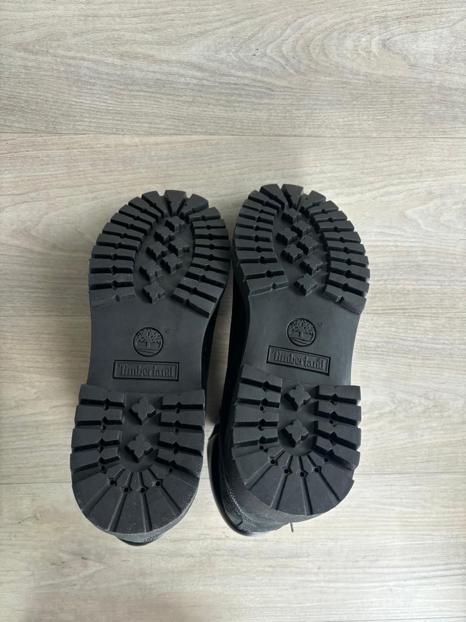 Louis Vuitton × Timberland LV x Timberland Monogram 6-In Ankle Boot Size US 9 / EU 42 - 3 Thumbnail