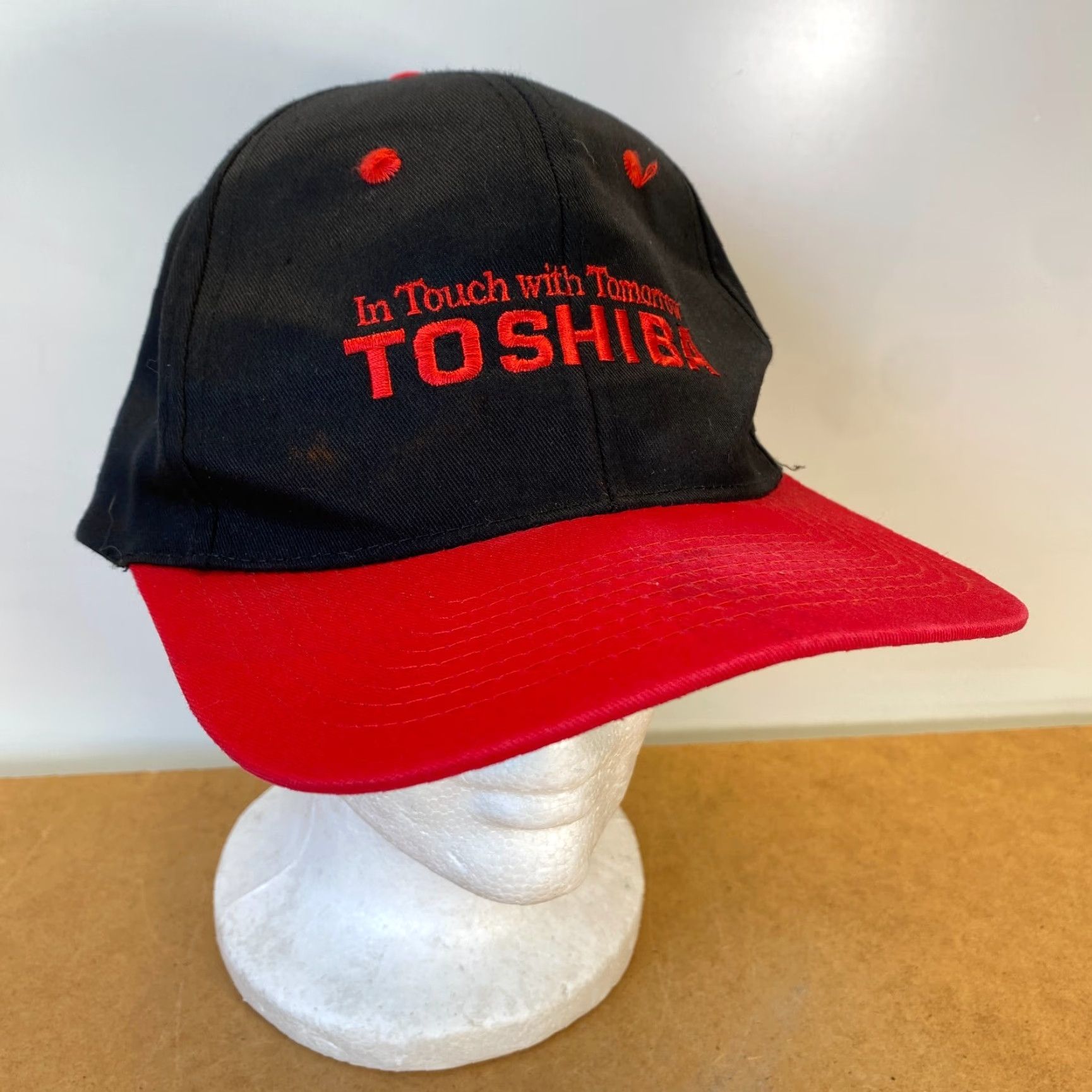 Vintage VINTAGE Toshiba In Touch with Tomorrow Snapback Hat Black Red FAST SHIPPING Size ONE SIZE - 2 Thumbnail
