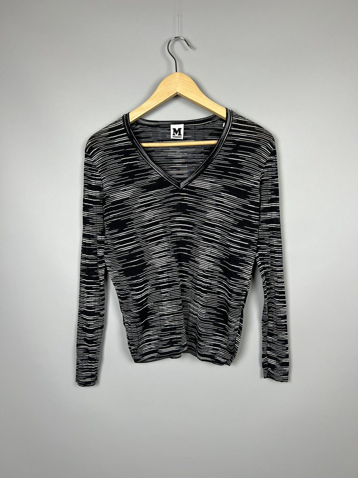 Missoni Missoni Sport V-neck Fine Knit Sweater Size S / US 4 / IT 40 - 1 Thumbnail