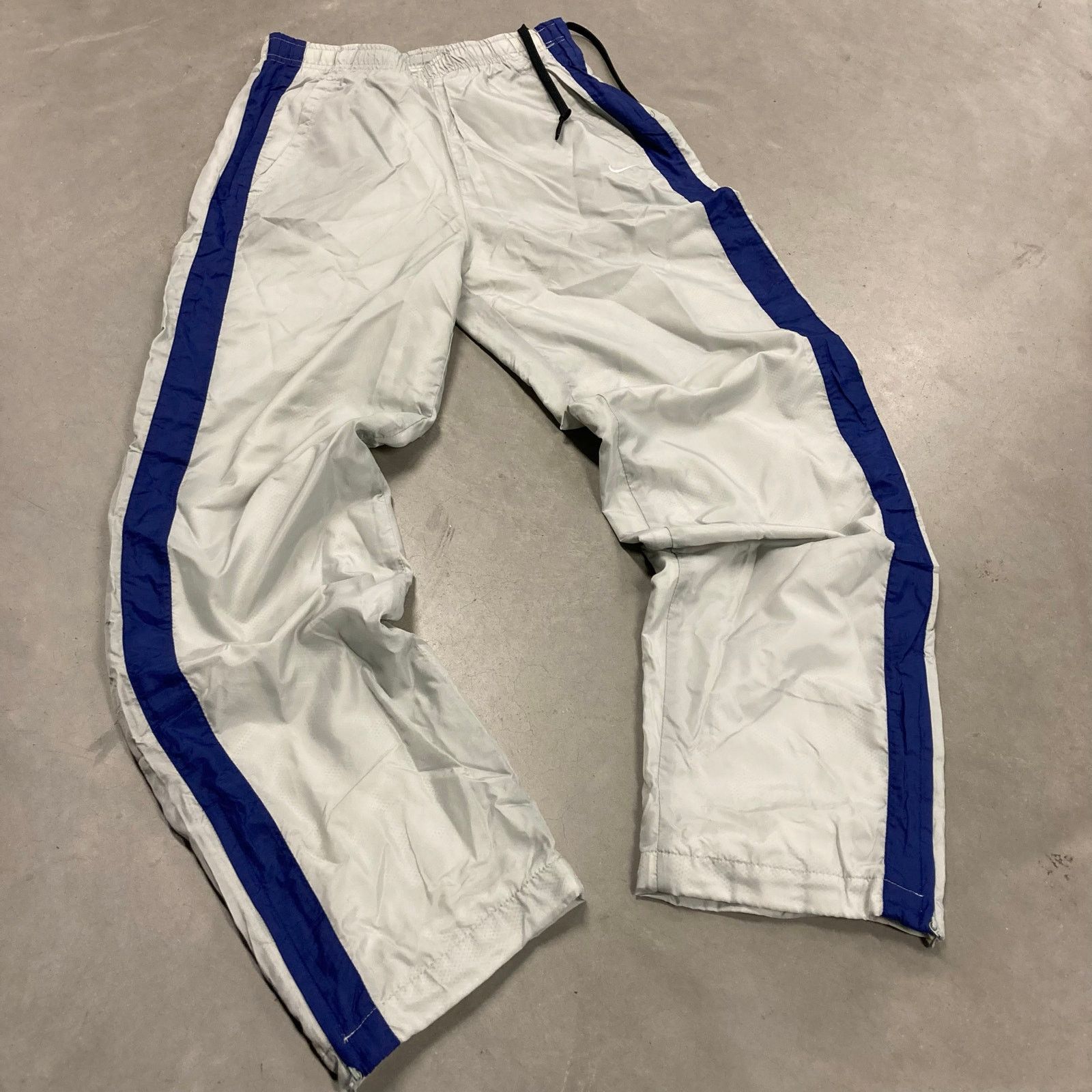 Nike × Vintage Y2K nike baggy track pants 24x30 Size US 26 / EU 42 - 1 Thumbnail