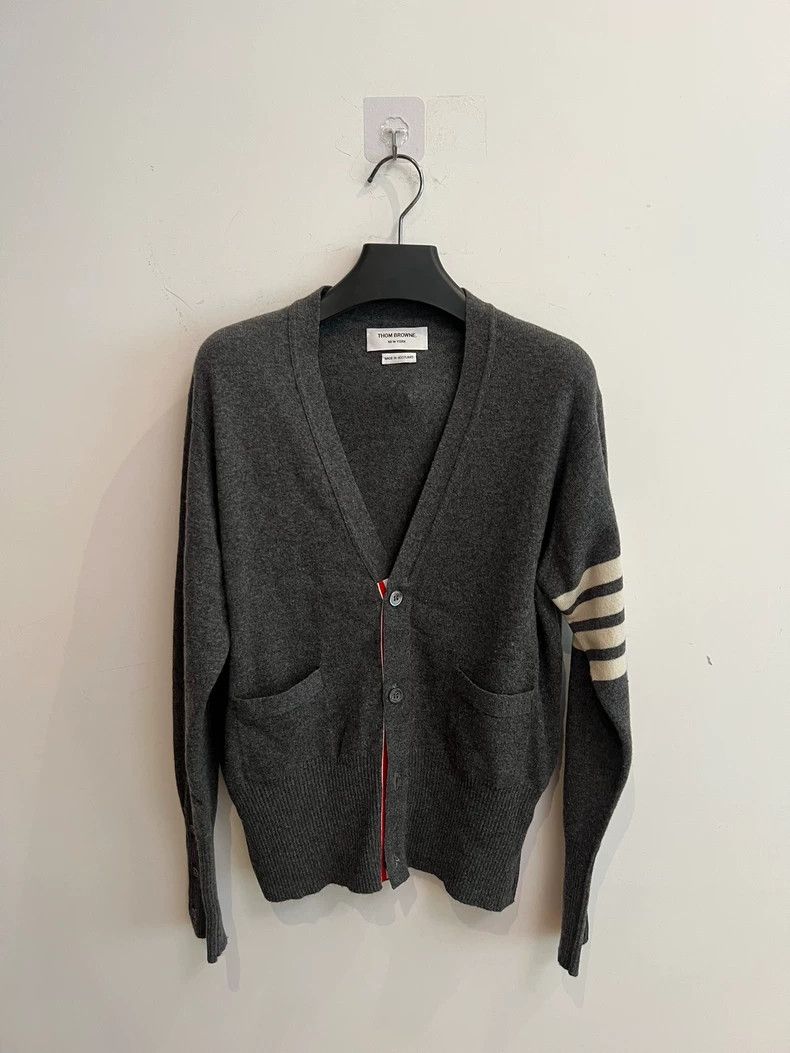 Thom Browne Thom Browne Chinese grey cashmere sweater Size US L / EU 52-54 / 3 - 1 Thumbnail