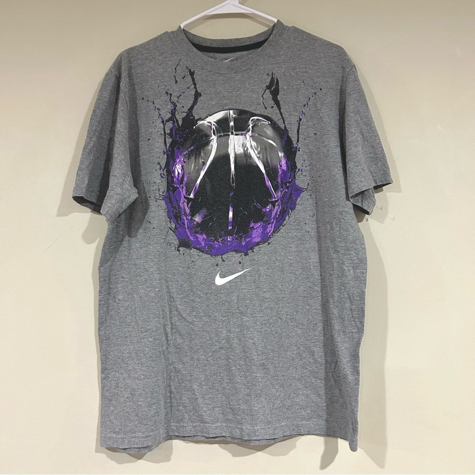Nike Y2K Nike Basketball Graphic Shirt Size US L / EU 52-54 / 3 - 1 Thumbnail