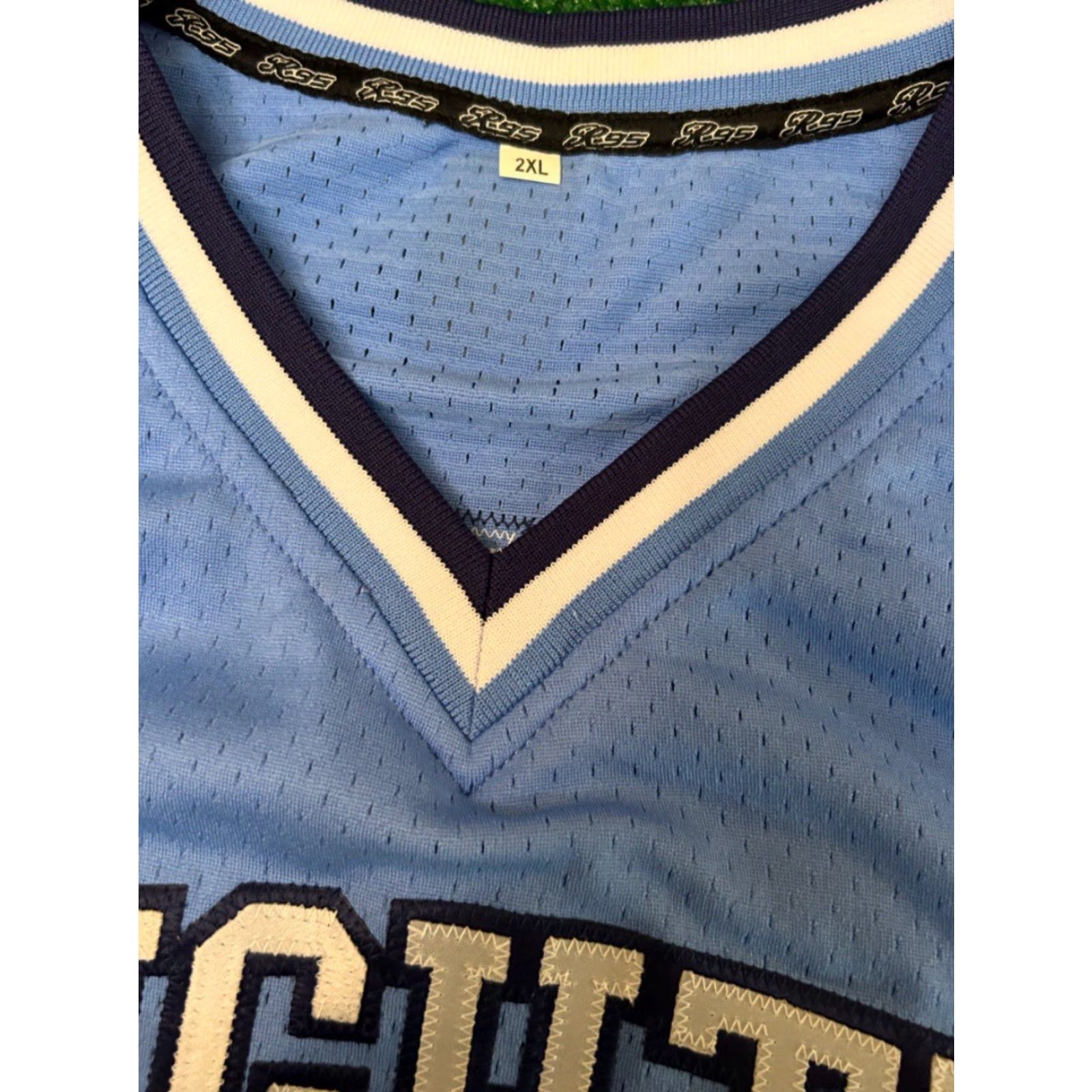 Vintage VINTAGE Slightly Stoopid Summertime 23 Basketball Jersey Tarheels North Carolina 2XL Blue Mens Fitness Sports College University Size US XXL / EU 58 / 5 - 3 Thumbnail