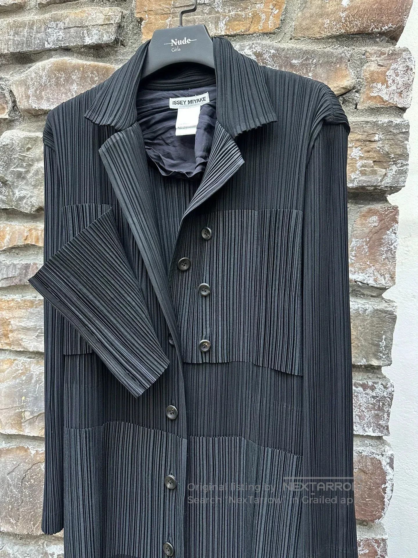 Issey Miyake Issey Miyake Pleated Panel Coat Size M. Size M / US 6-8 / IT 42-44 - 1 Thumbnail