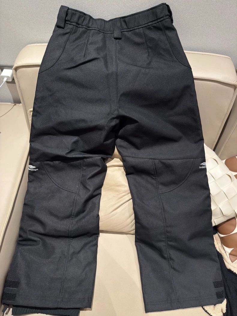Balenciaga Balenciaga size 44 Ski Pants Size US 44 / EU 60 - 2 Thumbnail