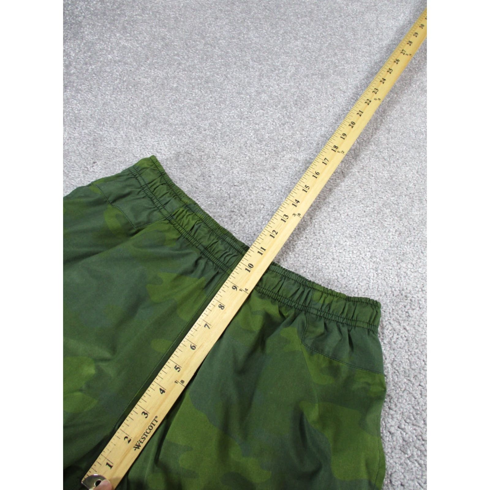 Vintage EQUINOX Men's Medium Green Camo Performance Shorts Athletic Lined Sports Size US 31 - 7 Thumbnail