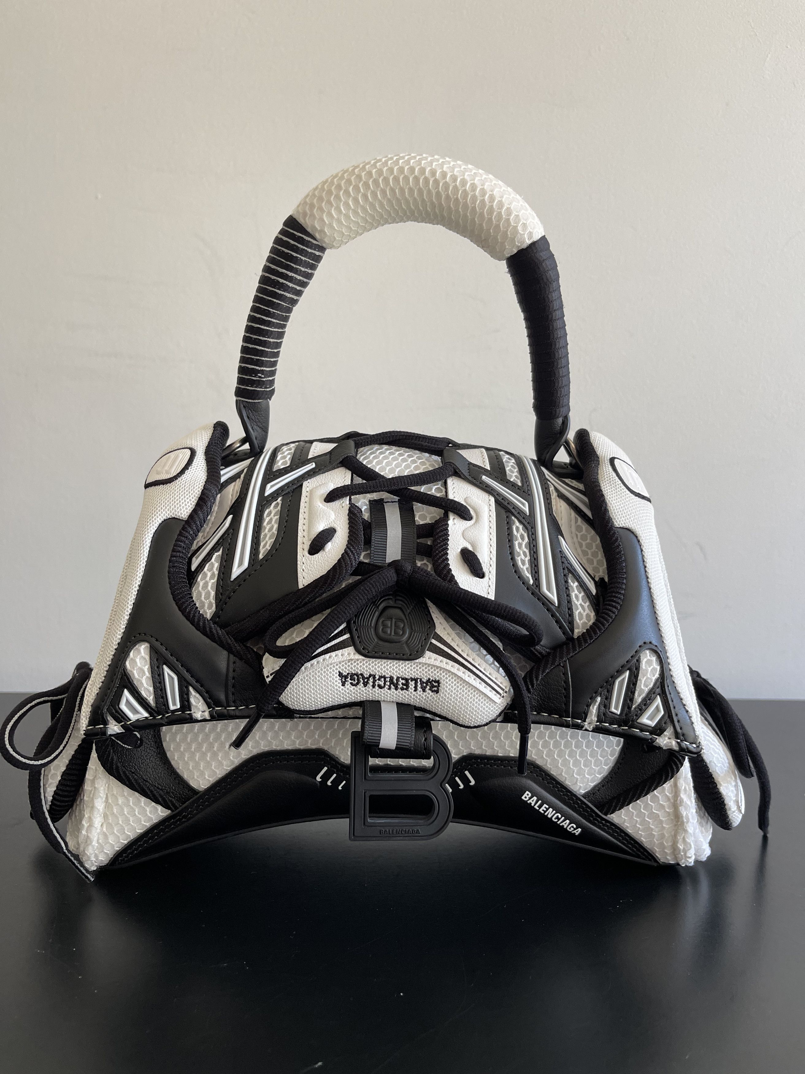 Balenciaga New Rare Sneakerhead Top Handle Bag (S) | Grailed