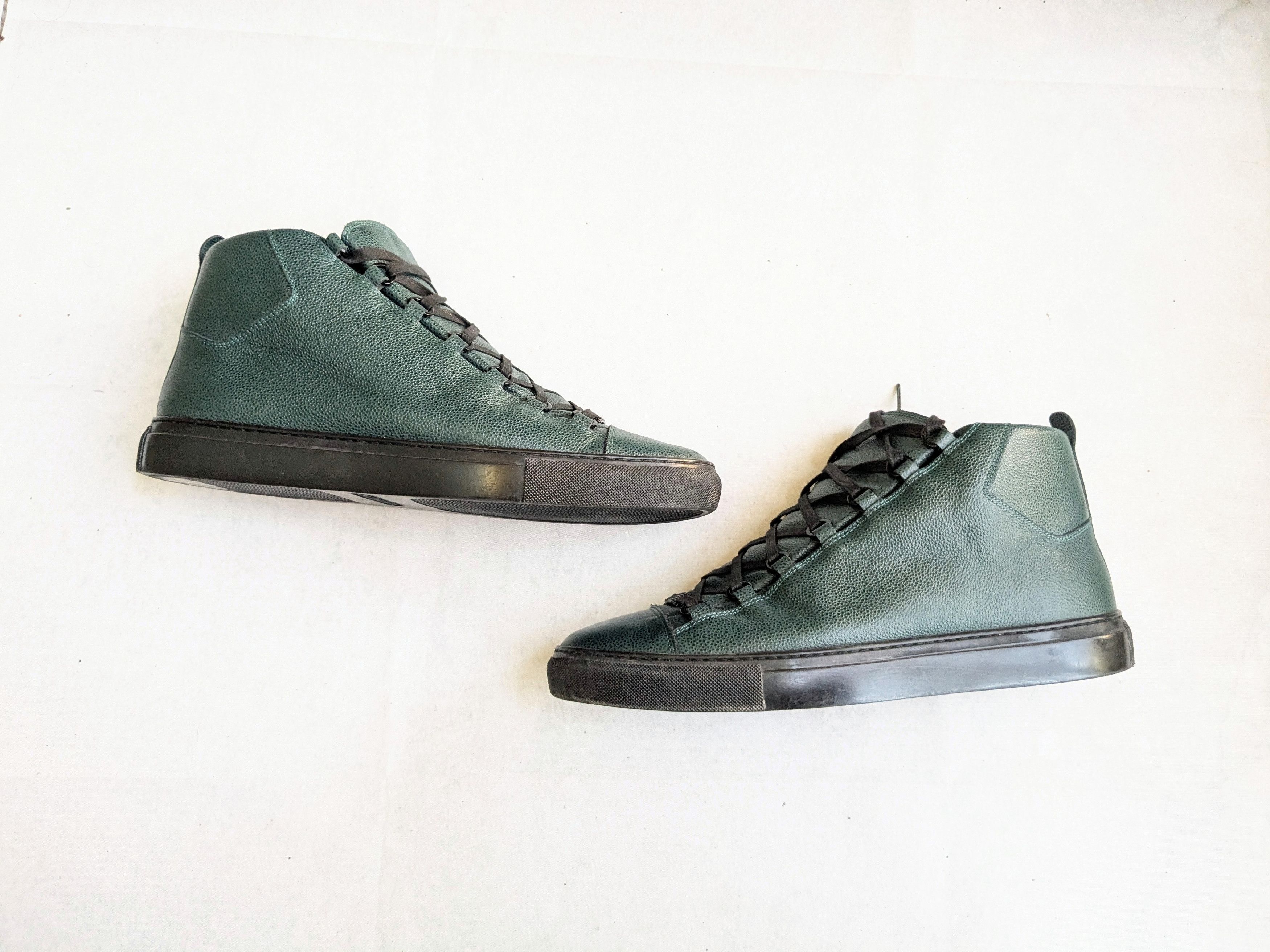Balenciaga Mens Green Stingray Leather high tops barely worn size 10 Rick Ross | Balenciaga Race Runner Sneakers and Balenciaga  main image 4