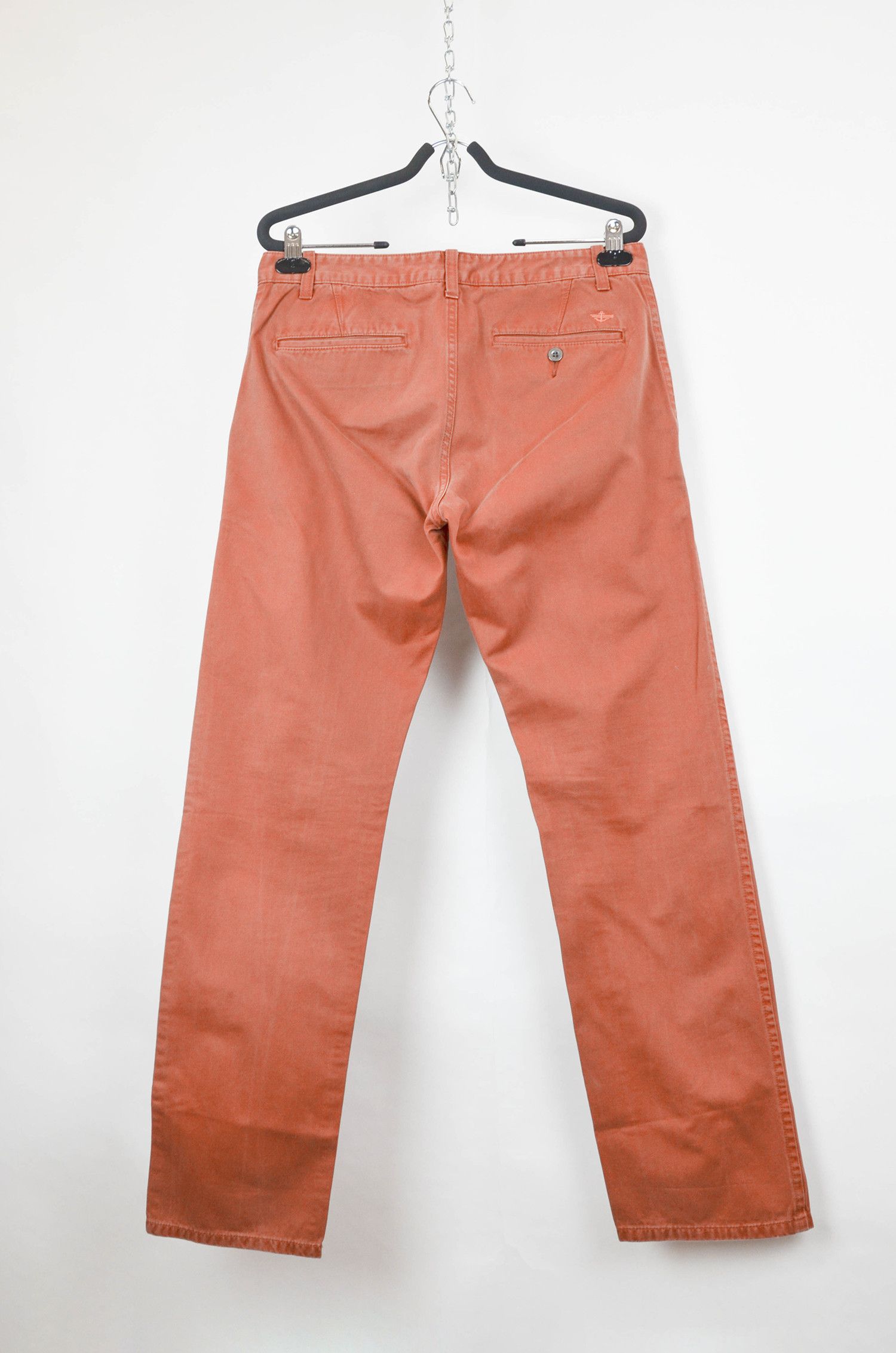 Dockers Dockers Classic Chino Pants – Size 32x32 (Made in Cambodia) Size US 32 / EU 48 - 2 Thumbnail