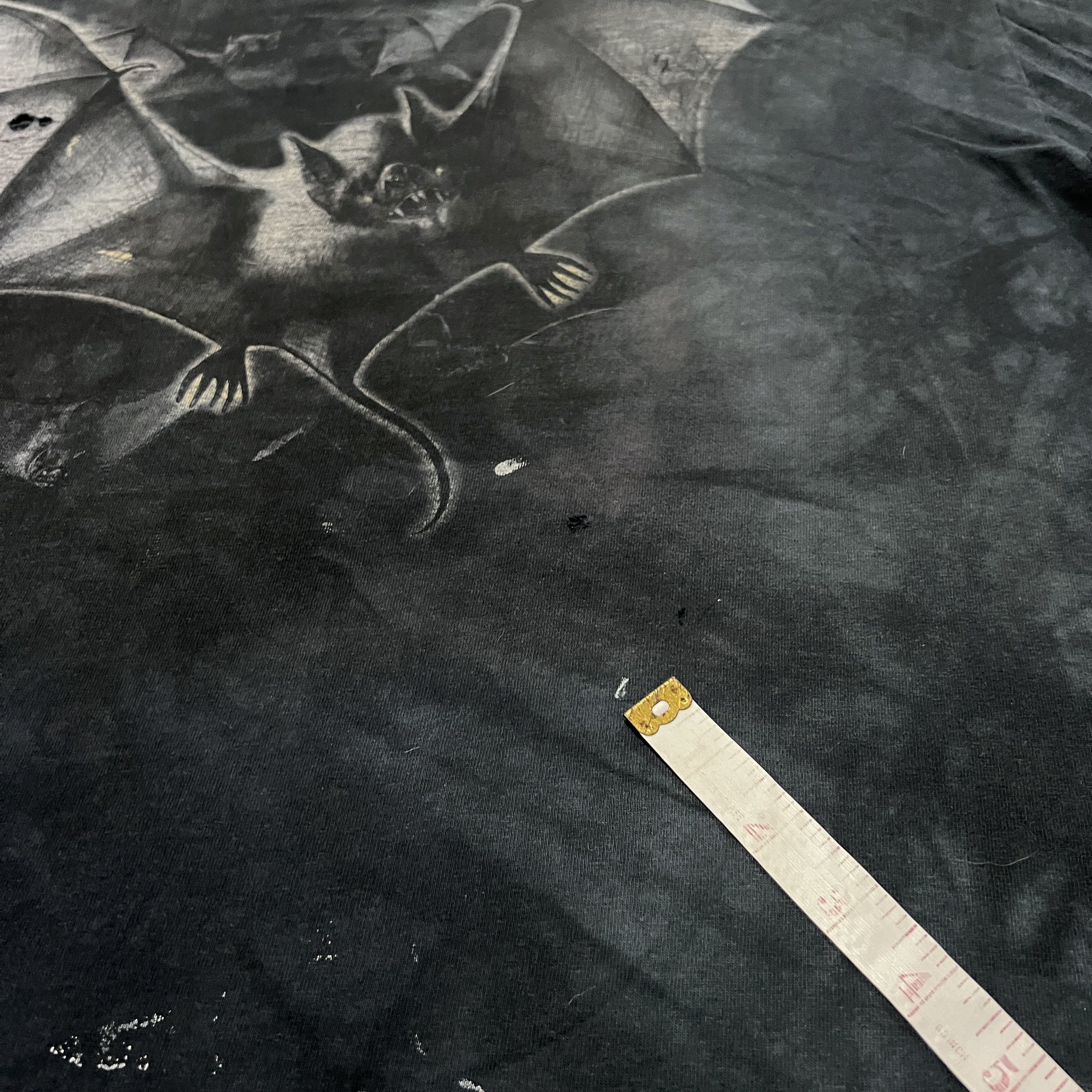 Vintage Vintage Y2K Skullbone Bat Tee Distressed Faded Thrashed 2XL Size US XXL / EU 58 / 5 - 8 Thumbnail