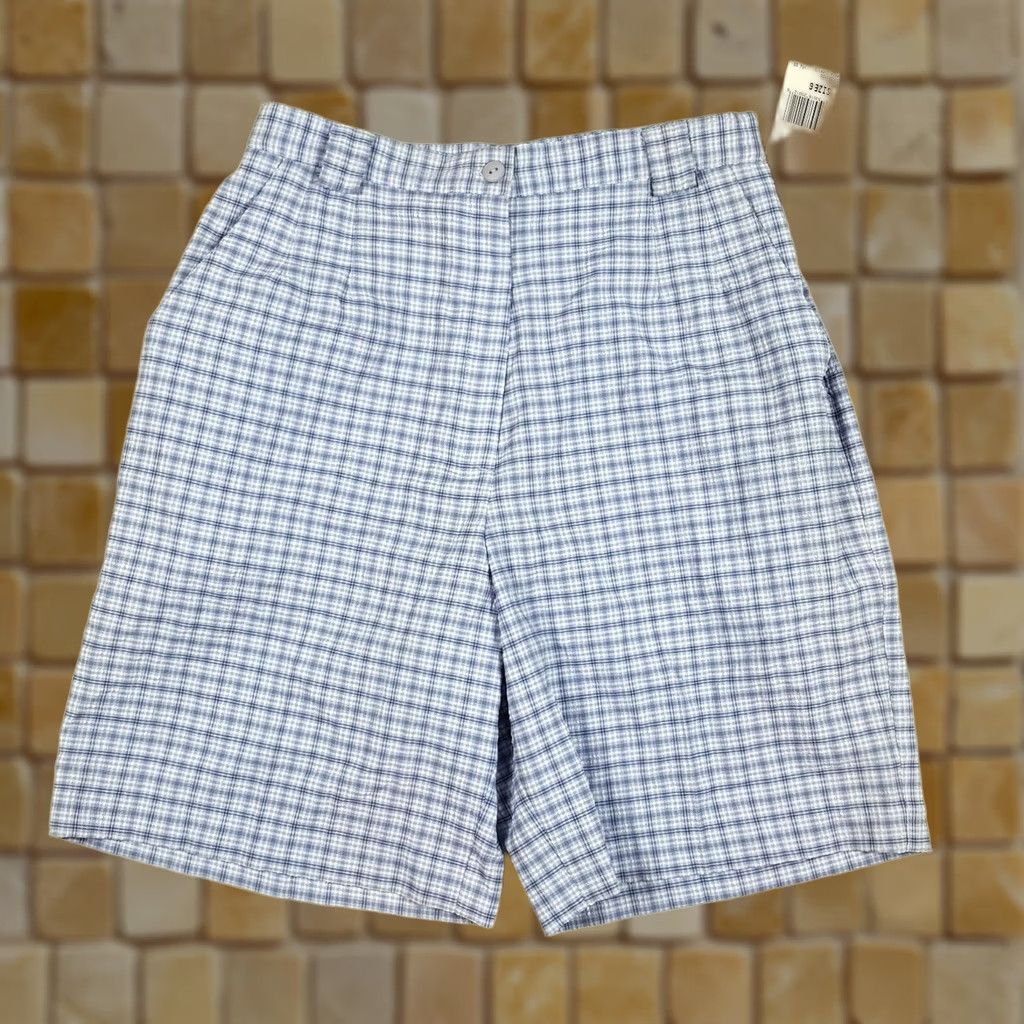 Vintage bette & court Chino Shorts Women's Size 6 Blue Plaid Golf Outdoor 80s 90s Retro Casual Activewear Bags Pockets High Rise Inseam 9" Vintage Size 28" / US 6 / IT 42 - 1 Thumbnail