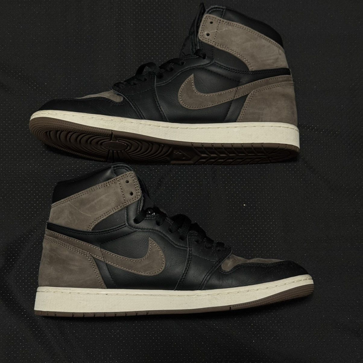 Jordan Brand Air Jordan 1 Retro High OG Palomino Size US 12 / EU 45 - 2 Thumbnail