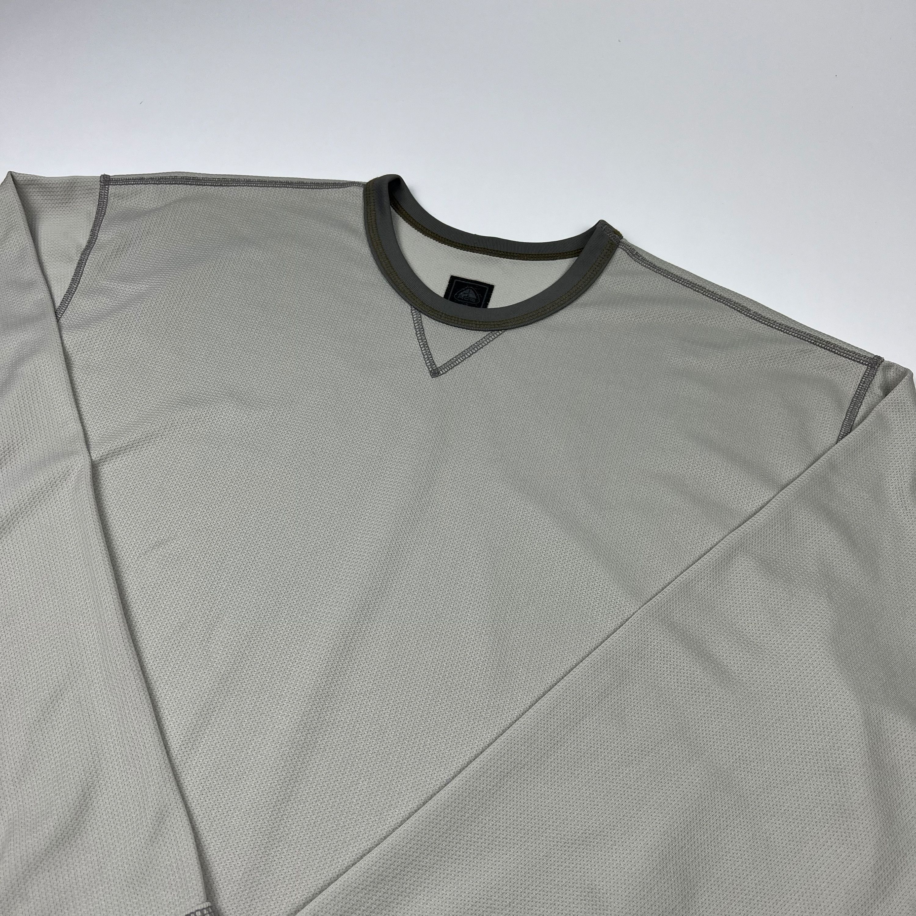 Nike ACG Nike ACG Base Layer Long Sleeve Size US XL / EU 56 / 4 - 2 Thumbnail