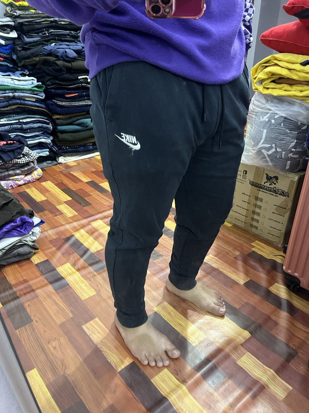 Nike Nike Mini Swoosh Black Sweatpants Joggers Size US 32 / EU 48 - 11 Thumbnail