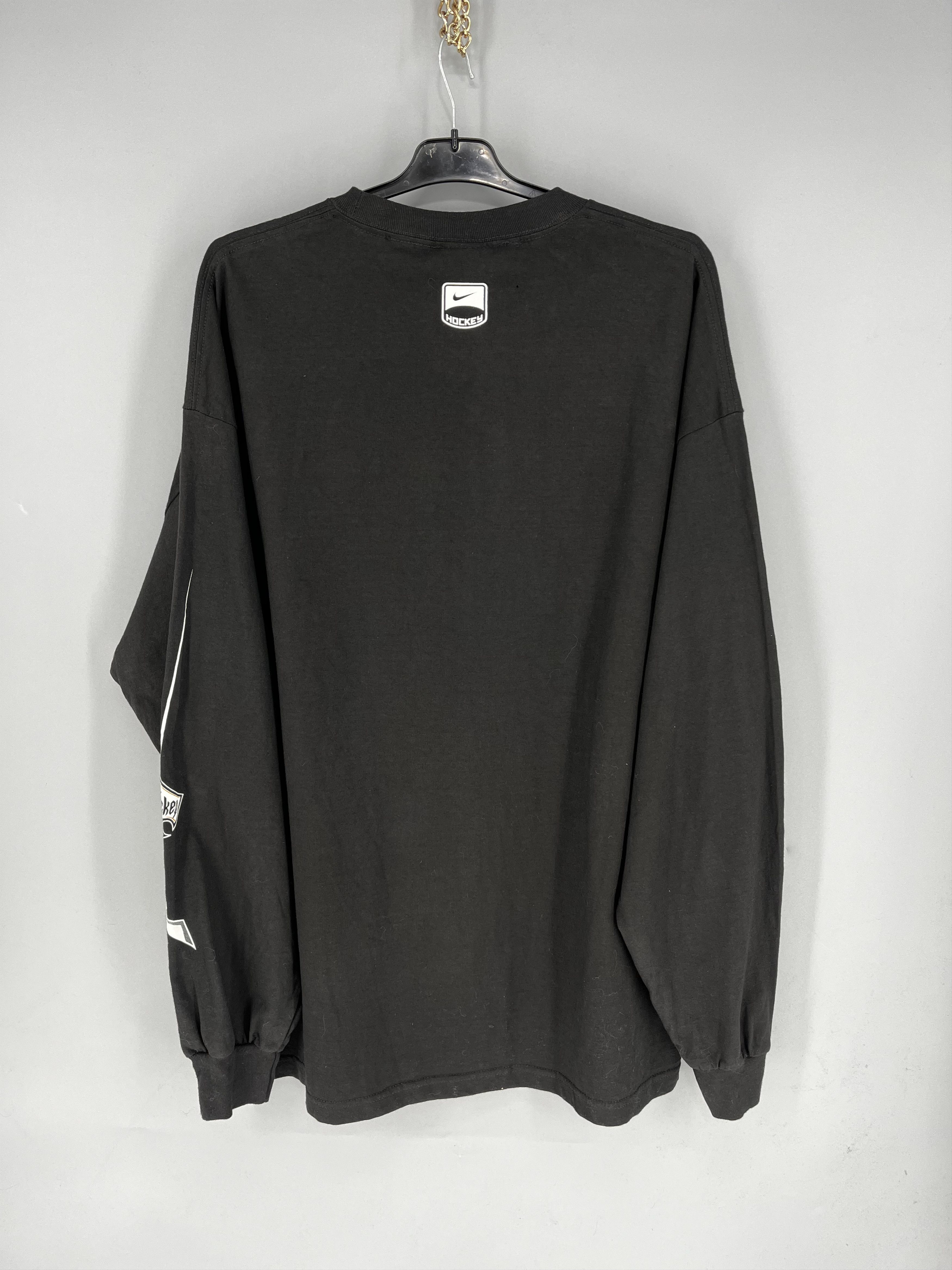 Nike Vintage Y2k Washed Black Nike Hockey Emblem Sweatshirts Size US XXL / EU 58 / 5 - 11 Thumbnail
