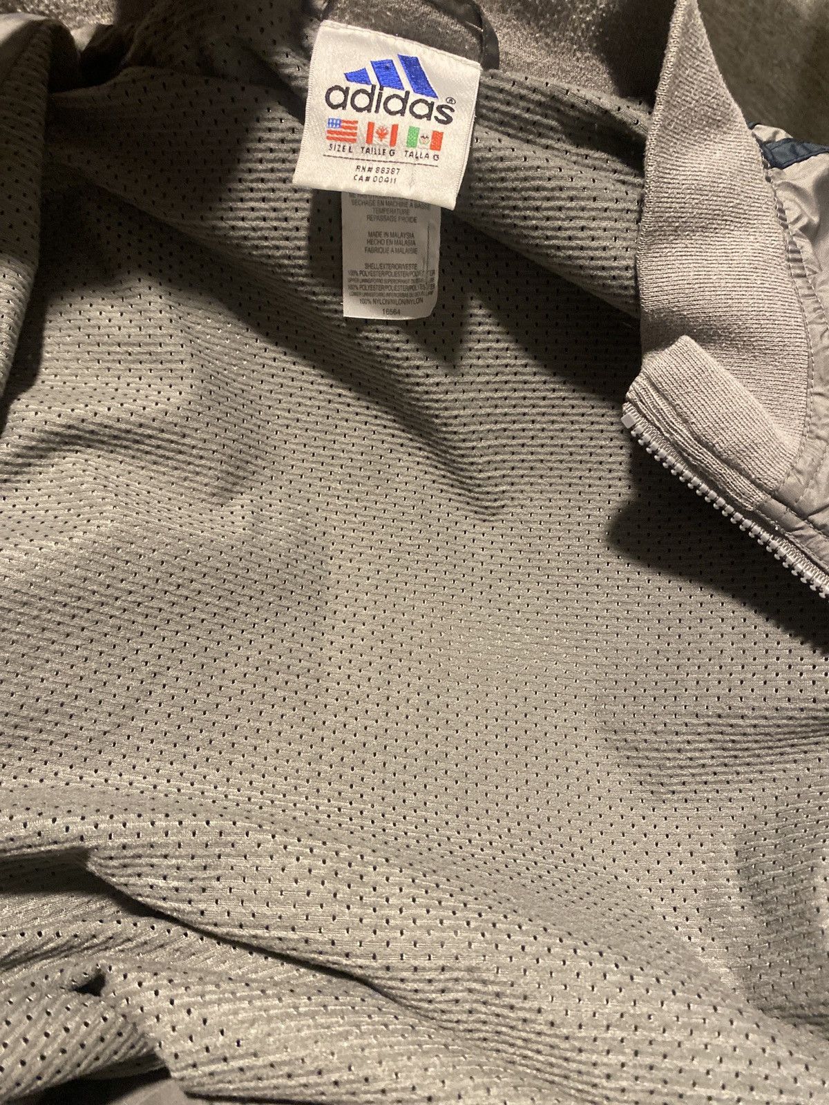 Adidas Vintage adidas windbreaker Size US L / EU 52-54 / 3 - 3 Thumbnail