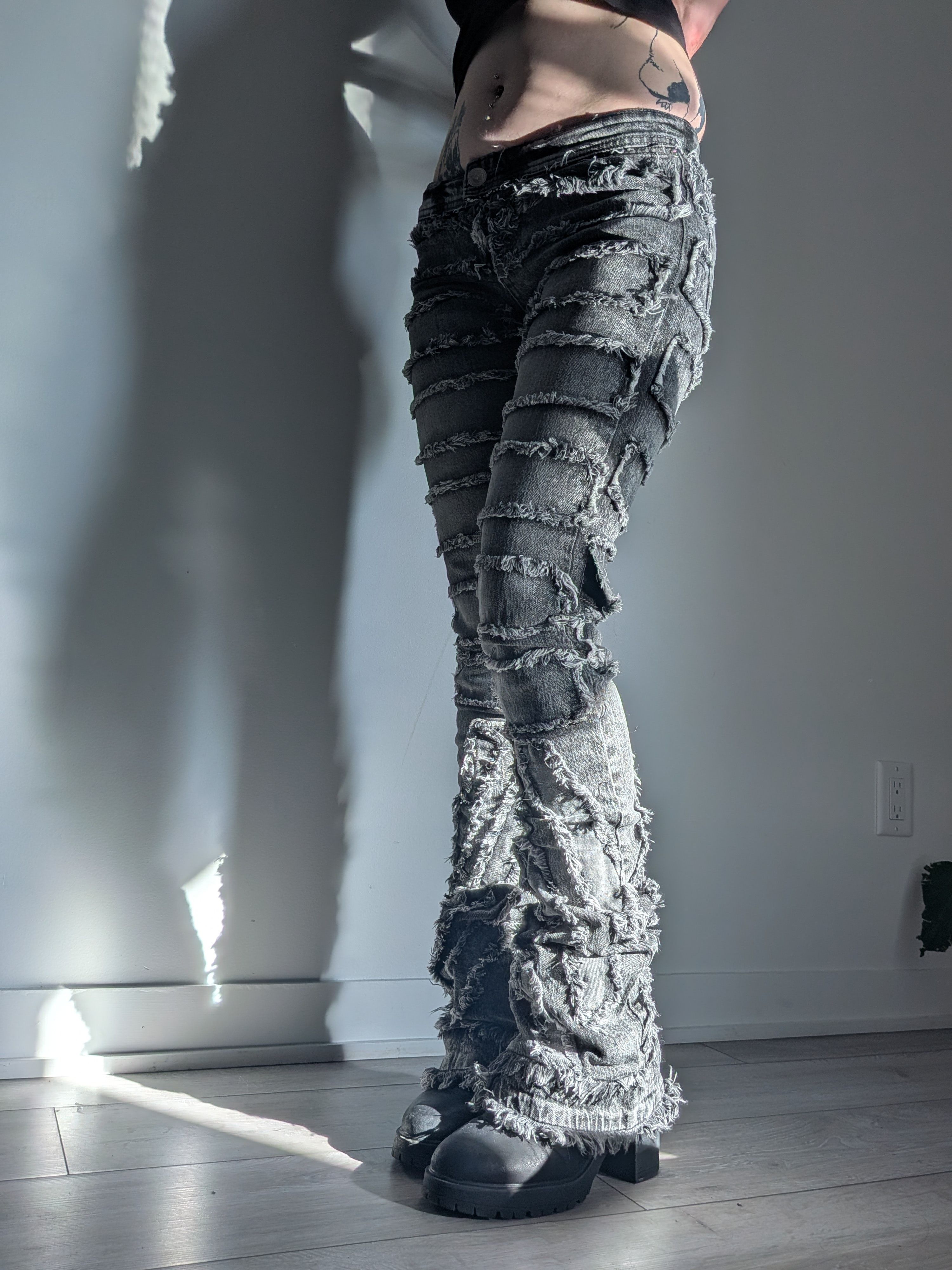If Six Was Nine Washed Charcoal Distressed Flared Hagi Denim Size US 30 / EU 46 - 2 Thumbnail