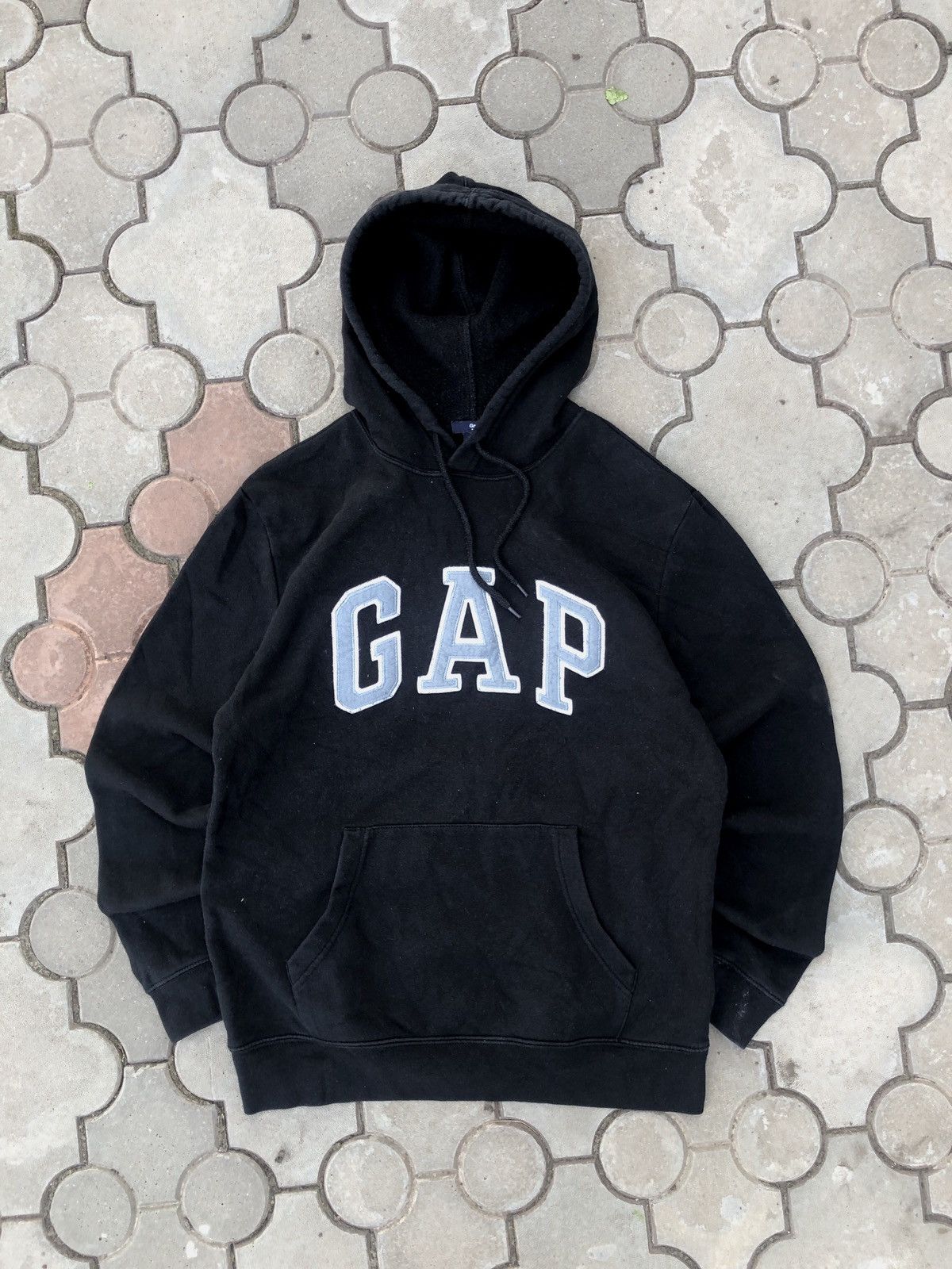 Gap × Vintage Vintage Gap Spell Out Hoodie Yeezy style Size US S / EU 44-46 / 1 - 1 Thumbnail