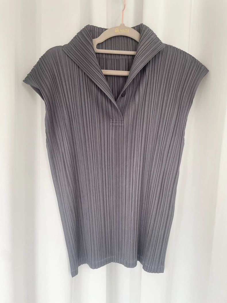 Issey Miyake issey miyake size:3 Grey lapel sleeveless top 2506-Nextarr Size XXS / US 00 / IT 34 - 2 Thumbnail