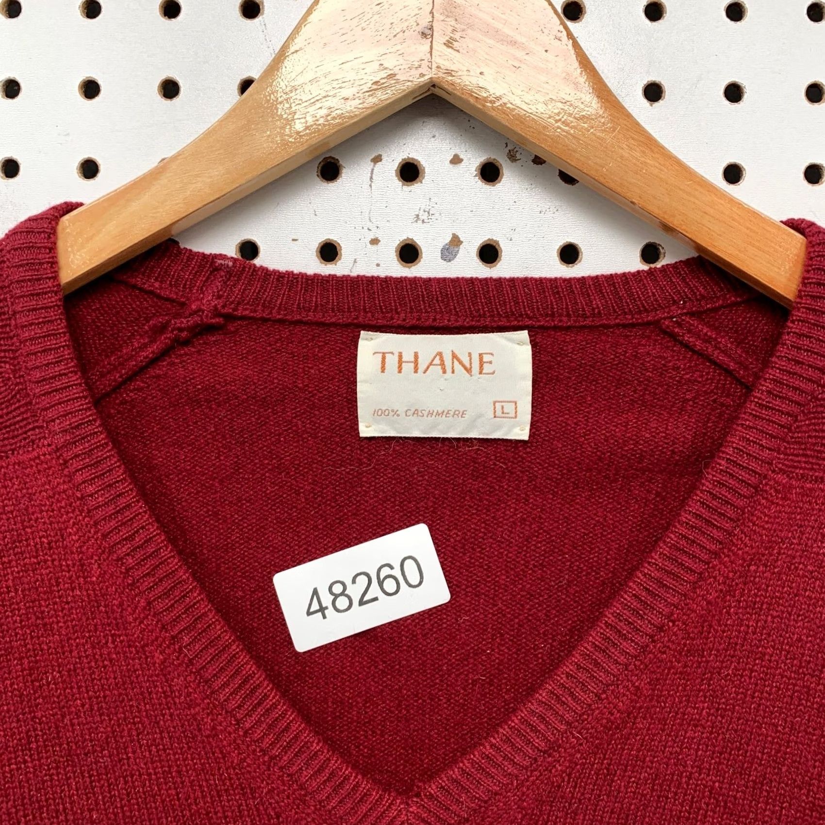 Vintage Thane Sweater Mens Large Red V-Neck 100% Cashmere Vintage Pullover Winter Long Sleeve Shirt Size US L / EU 52-54 / 3 - 5 Thumbnail