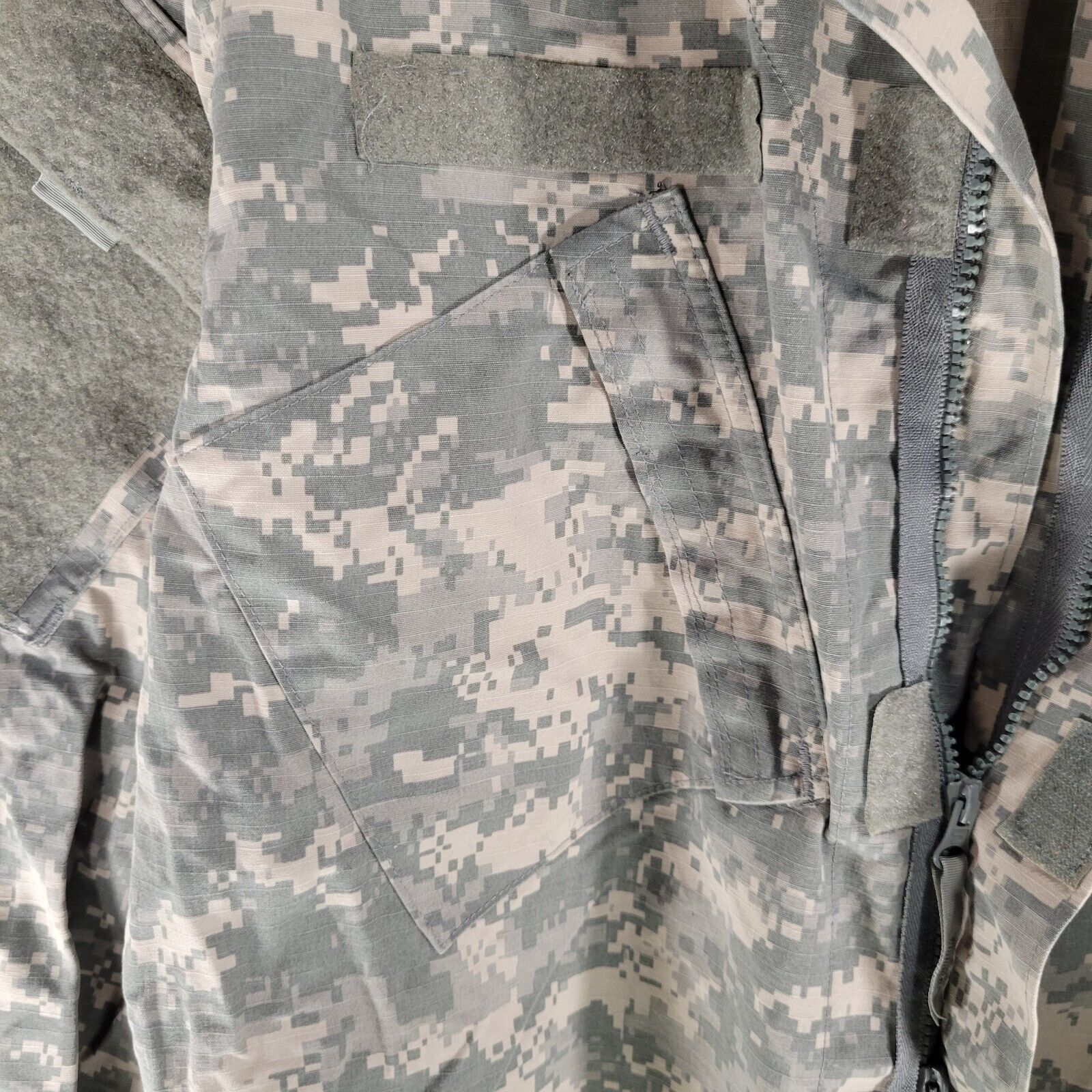 Other US Military Jacket Camo Medium Top Hot Insect Shield Used Size US M / EU 48-50 / 2 - 8 Thumbnail
