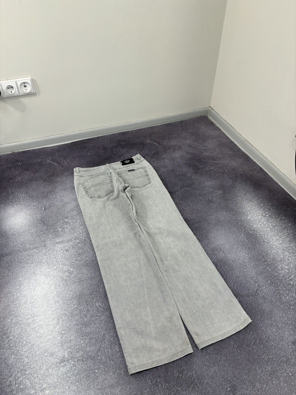 Trussardi Vintage Trussardi Jeans Men’s Italian Luxury Denim Jeans Size US 31 - 3 Thumbnail