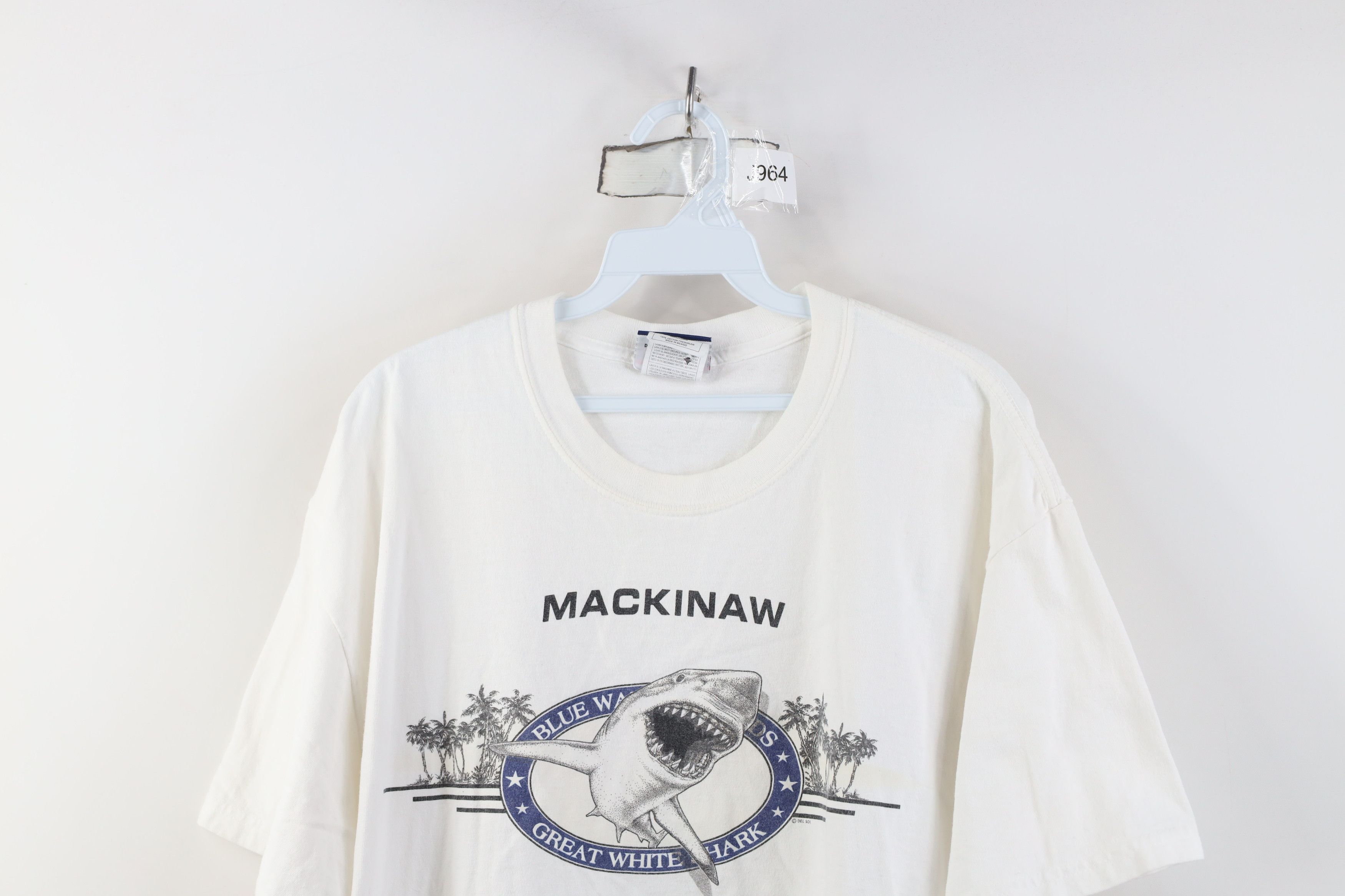 Vintage Vintage 90s Y2K Streetwear Michigan Great Shark T-Shirt Size US XL / EU 56 / 4 - 2 Thumbnail