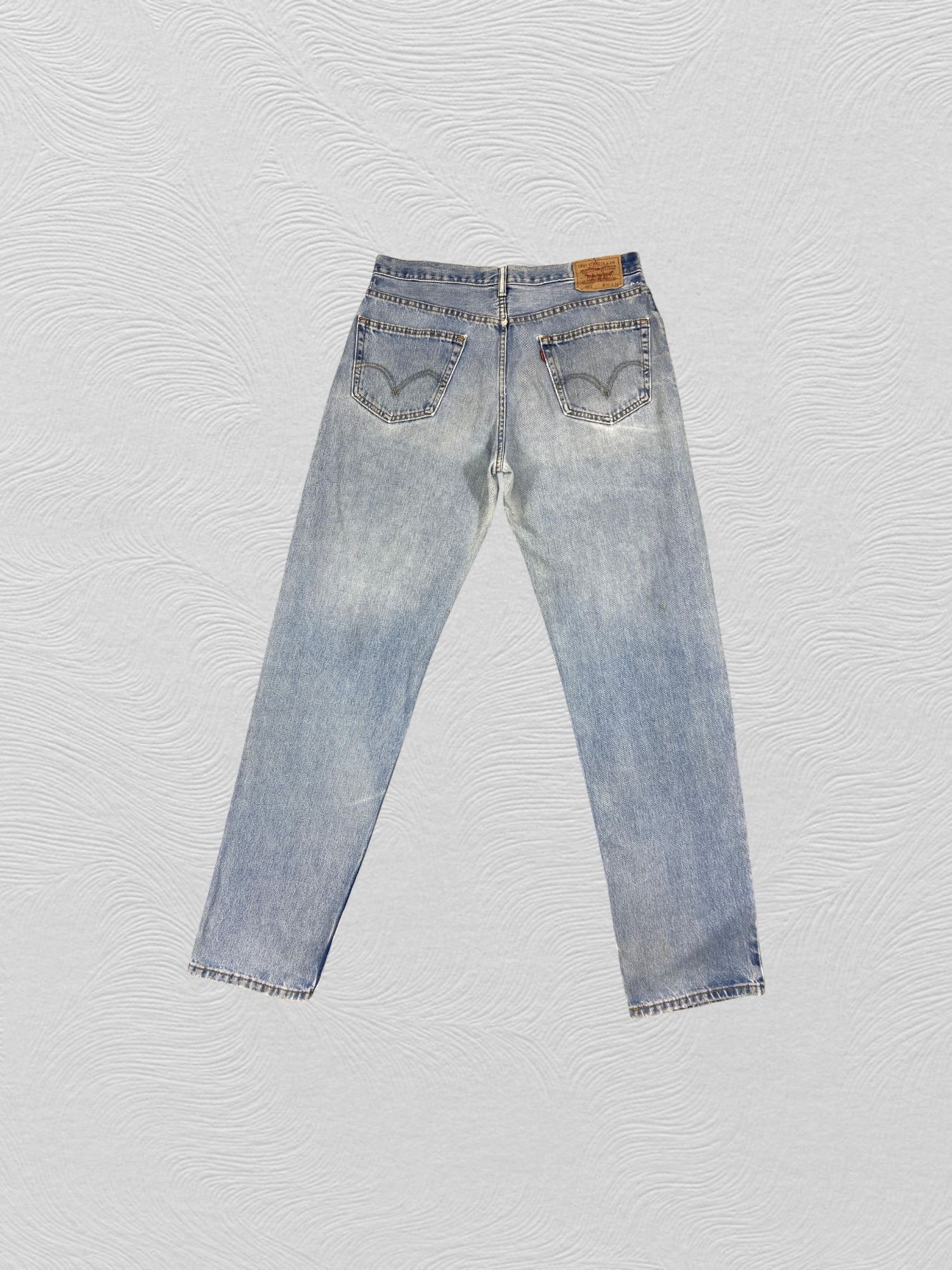 Levi's Light Wash Vintage Levi's 550 Relaxed Fit Denim 36x35 -JN652 Size US 36 / EU 52 - 2 Thumbnail