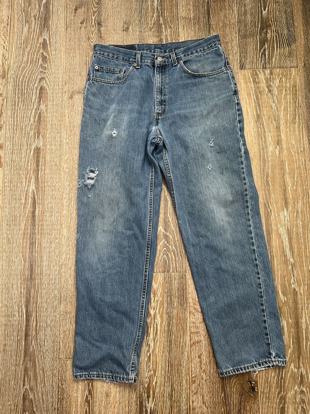 Levi's Vintage distressed levis 550 jeans Size US 32 / EU 48 - 1 Thumbnail